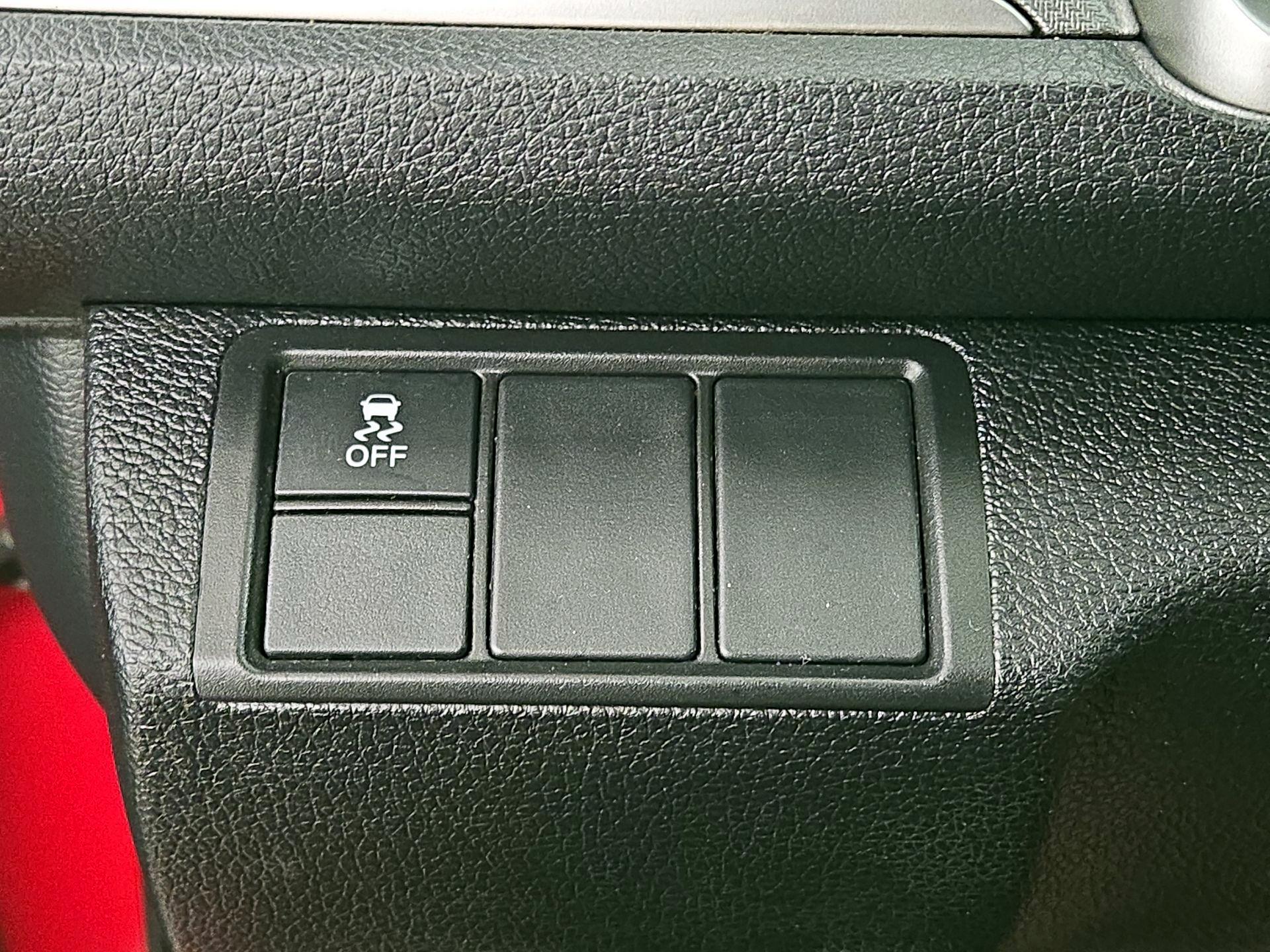 Thumbnail: 2016 Honda Civic - 13