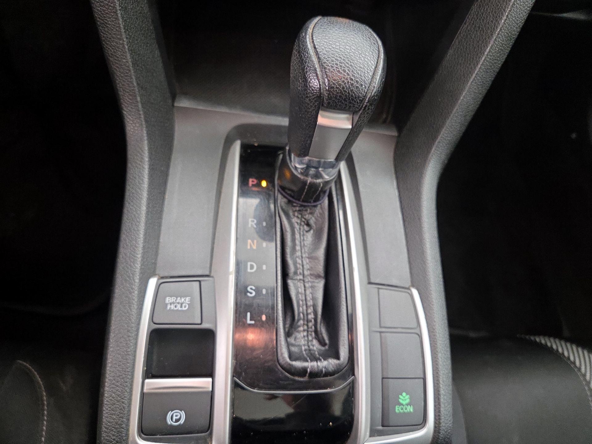 Thumbnail: 2016 Honda Civic - 17