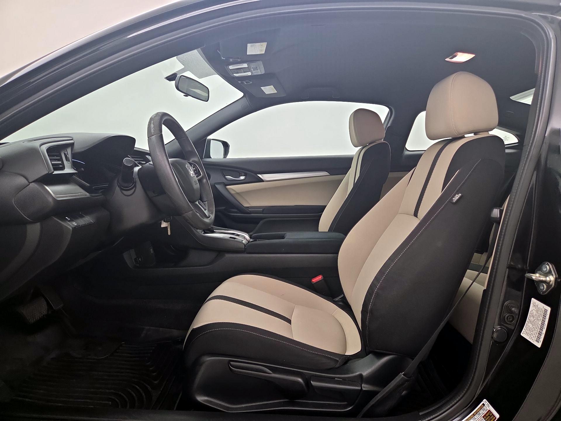 Thumbnail: 2017 Honda Civic - 11