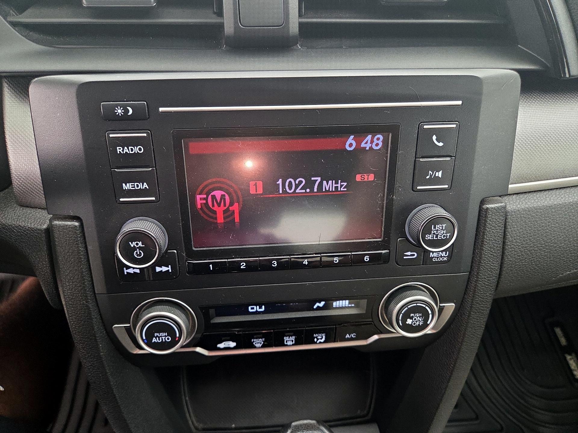 Thumbnail: 2017 Honda Civic - 15