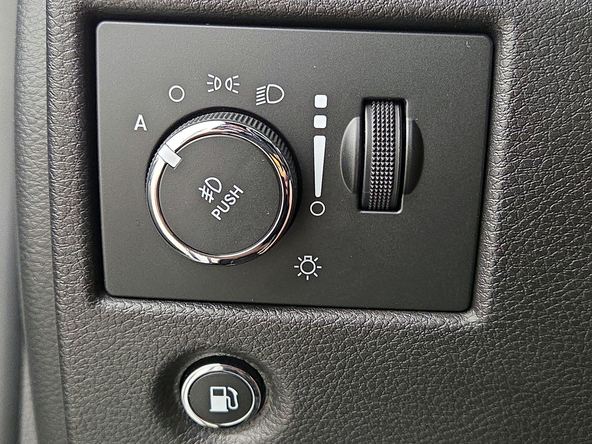 Thumbnail: 2021 Jeep Grand Cherokee - 13