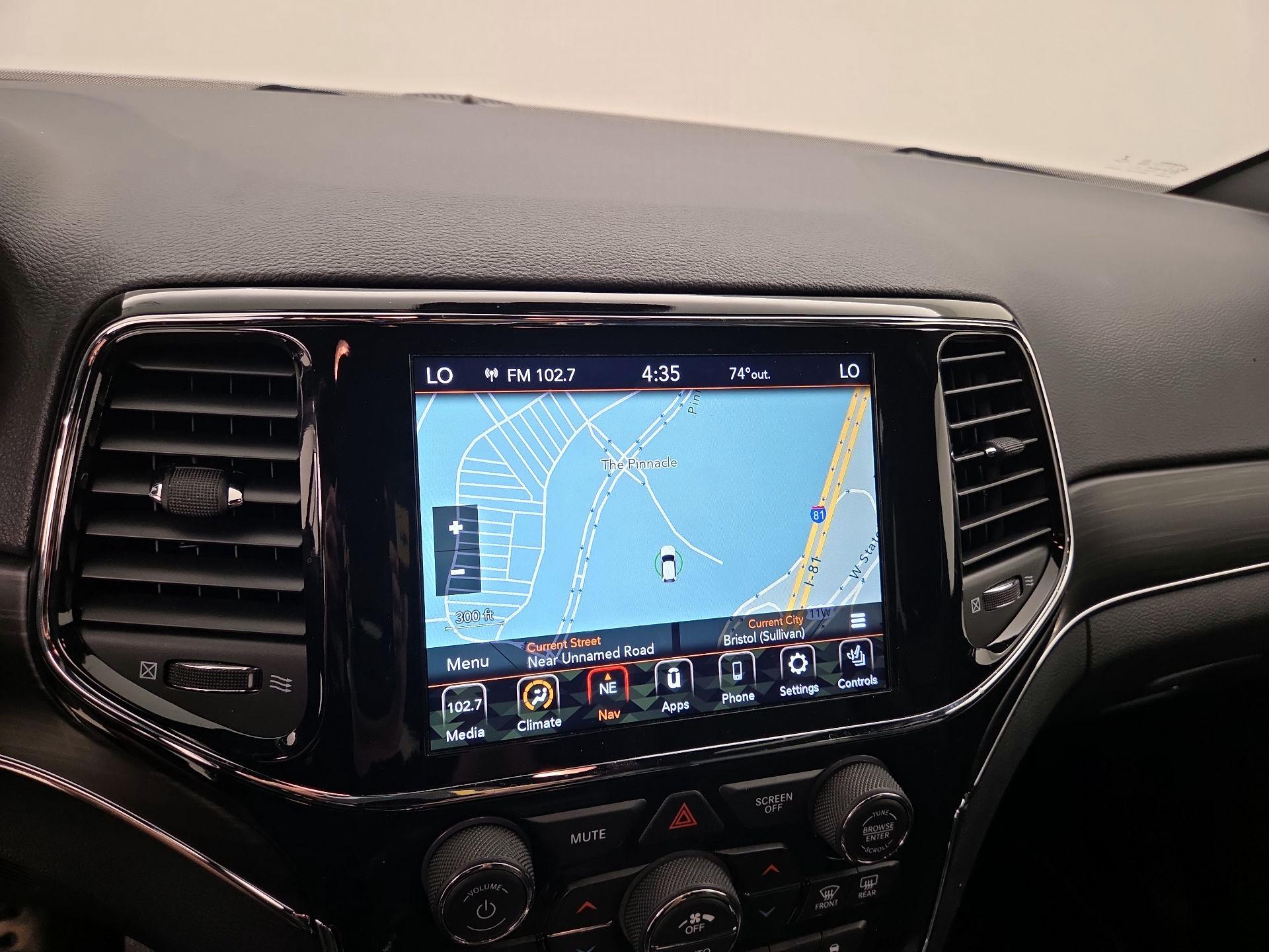 Thumbnail: 2021 Jeep Grand Cherokee - 14