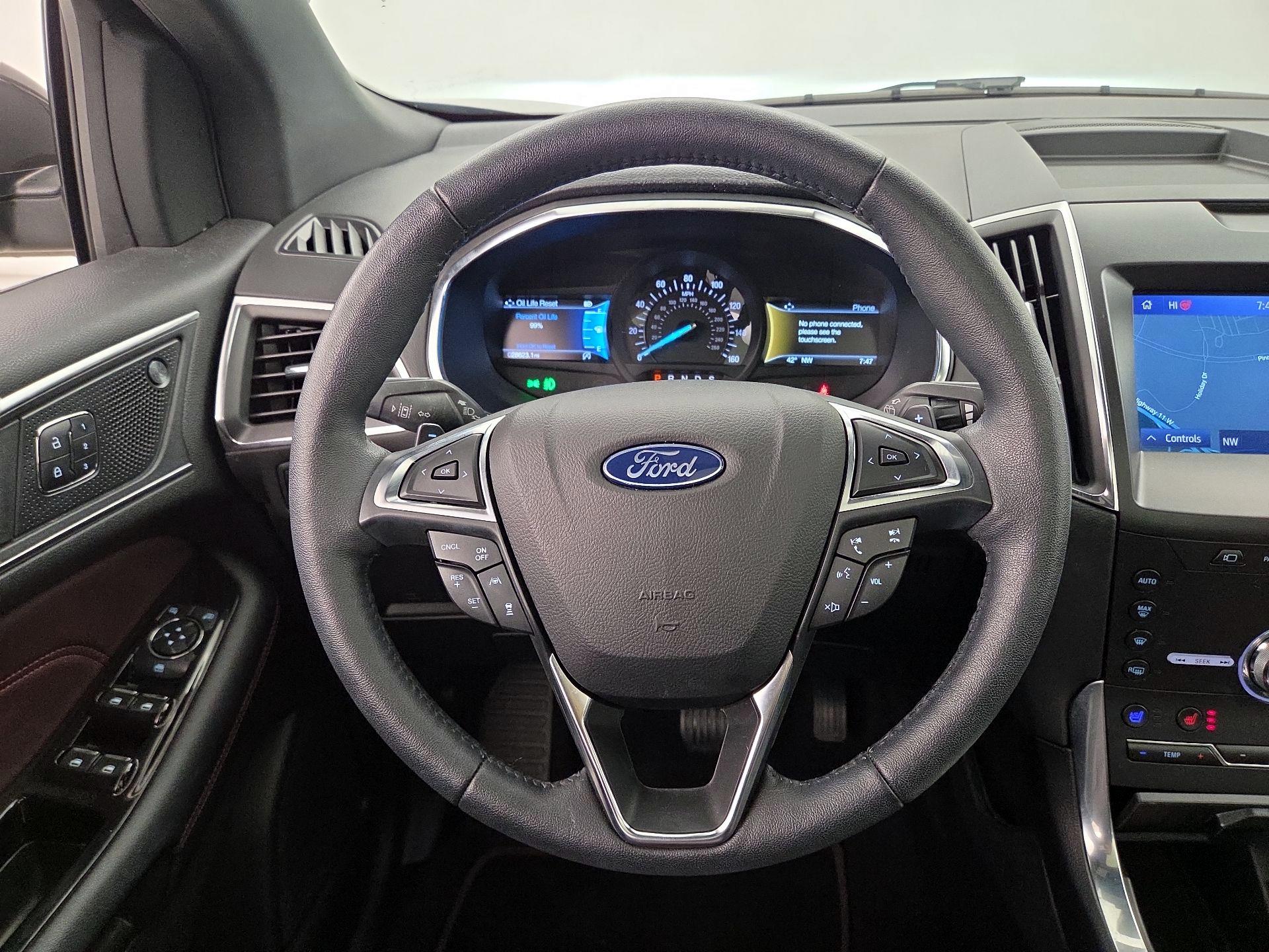 Thumbnail: 2020 Ford Edge - 10