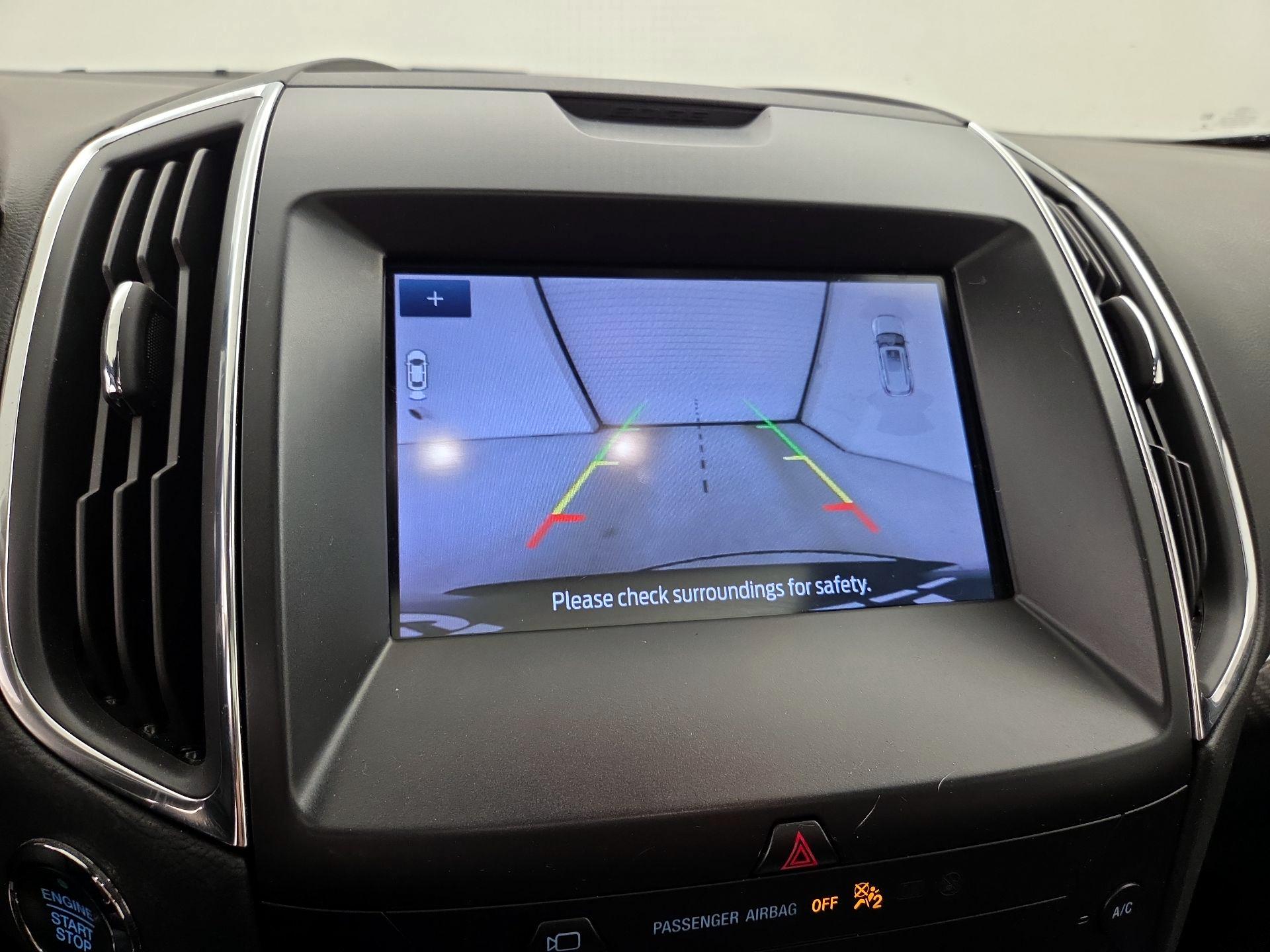 Thumbnail: 2020 Ford Edge - 15