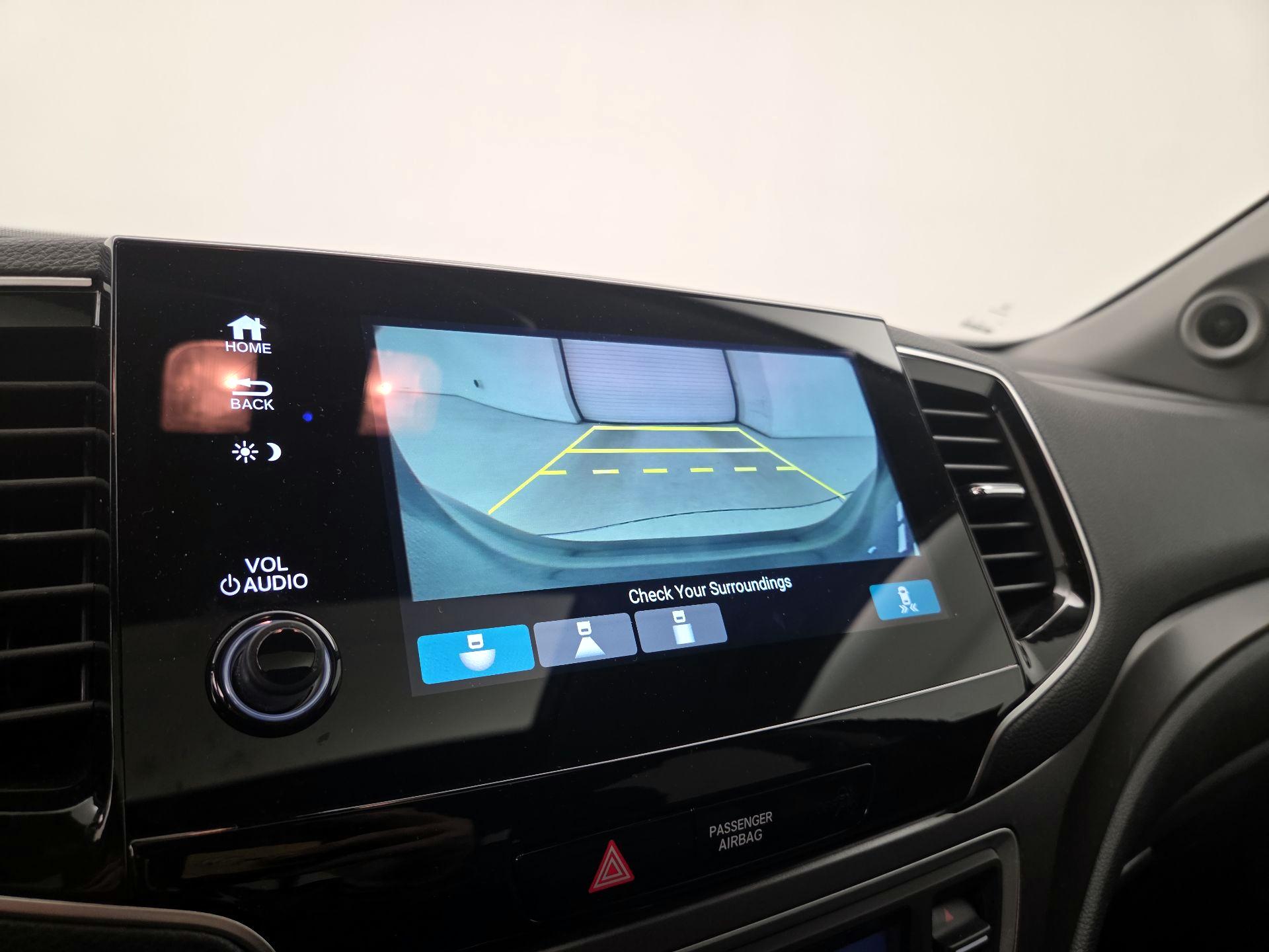 Thumbnail: 2020 Honda Pilot - 14