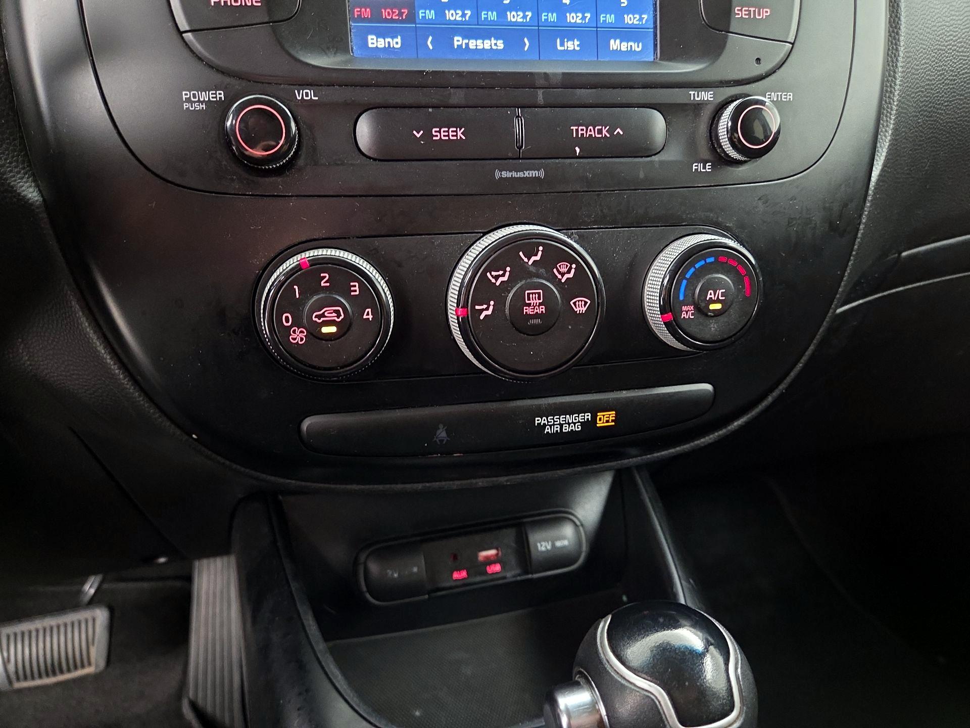 Thumbnail: 2019 Kia Soul - 16