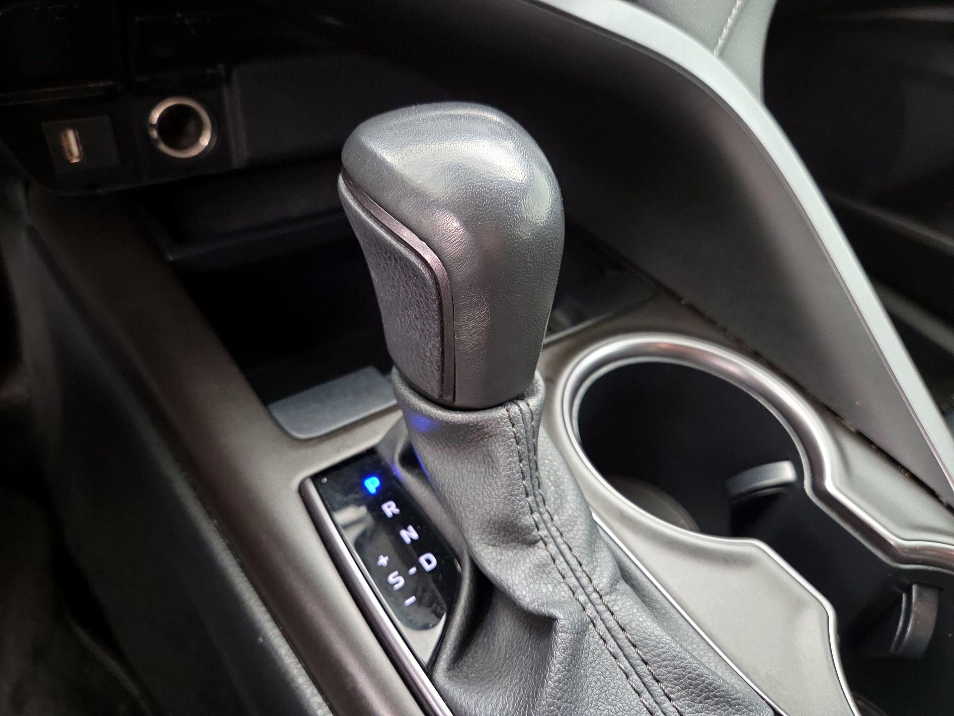 Thumbnail: 2023 Toyota Camry - 17