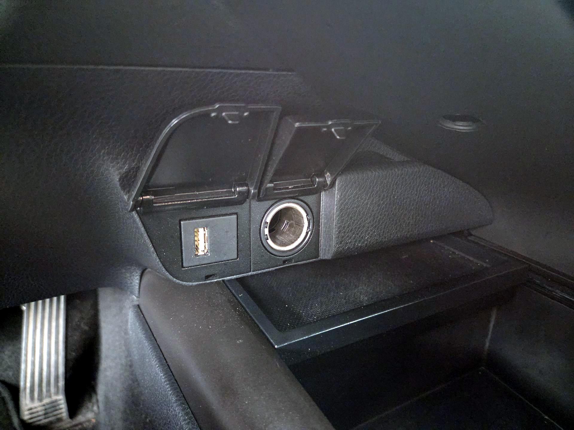 Thumbnail: 2023 Toyota Camry - 18