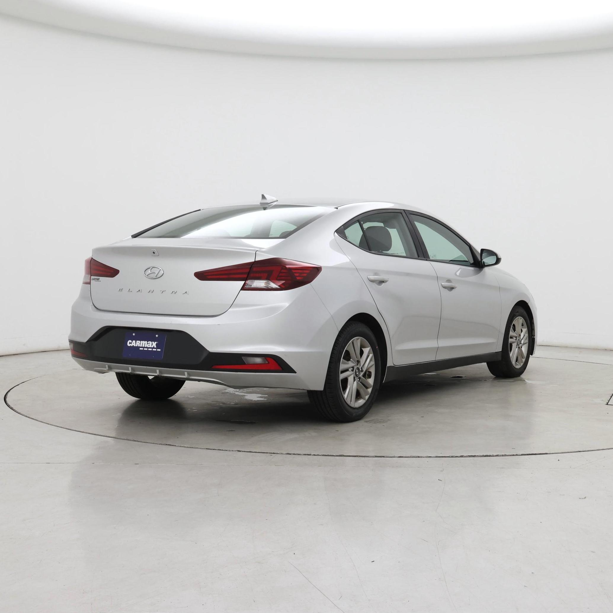Thumbnail: 2020 Hyundai Elantra - 8