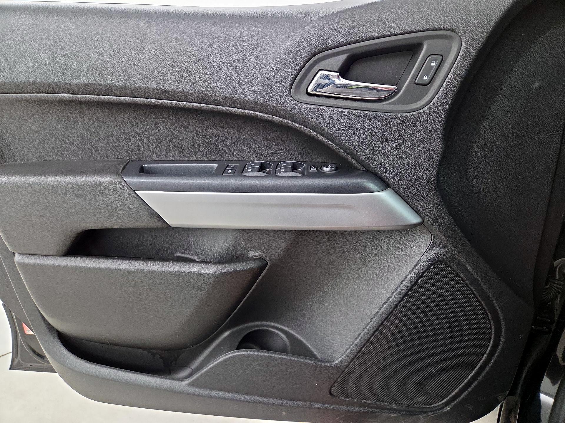 Thumbnail: 2020 Chevrolet Colorado - 12