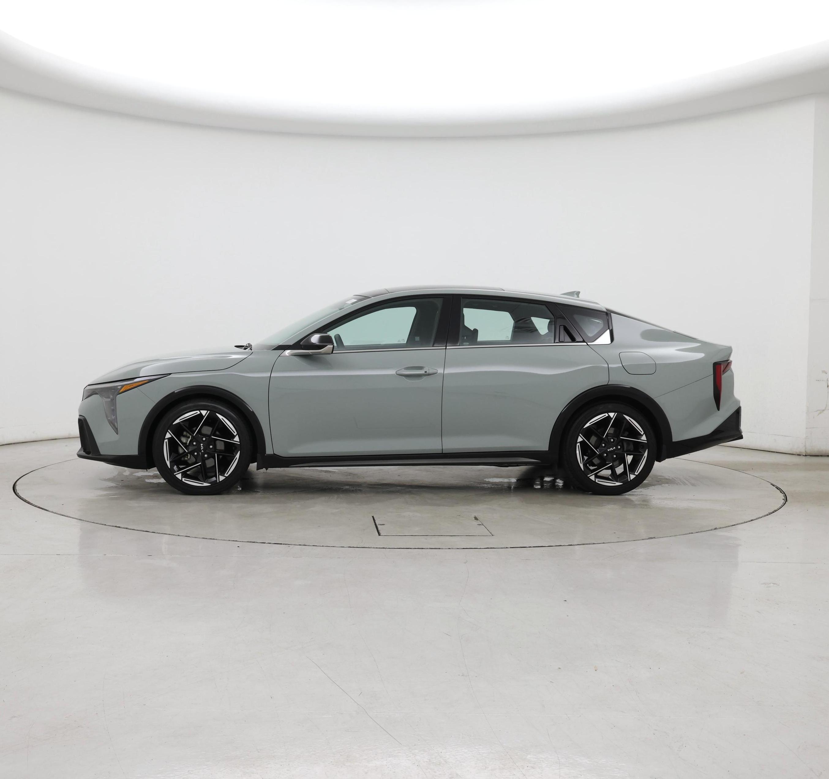 Thumbnail: 2025 Kia K4 - 3