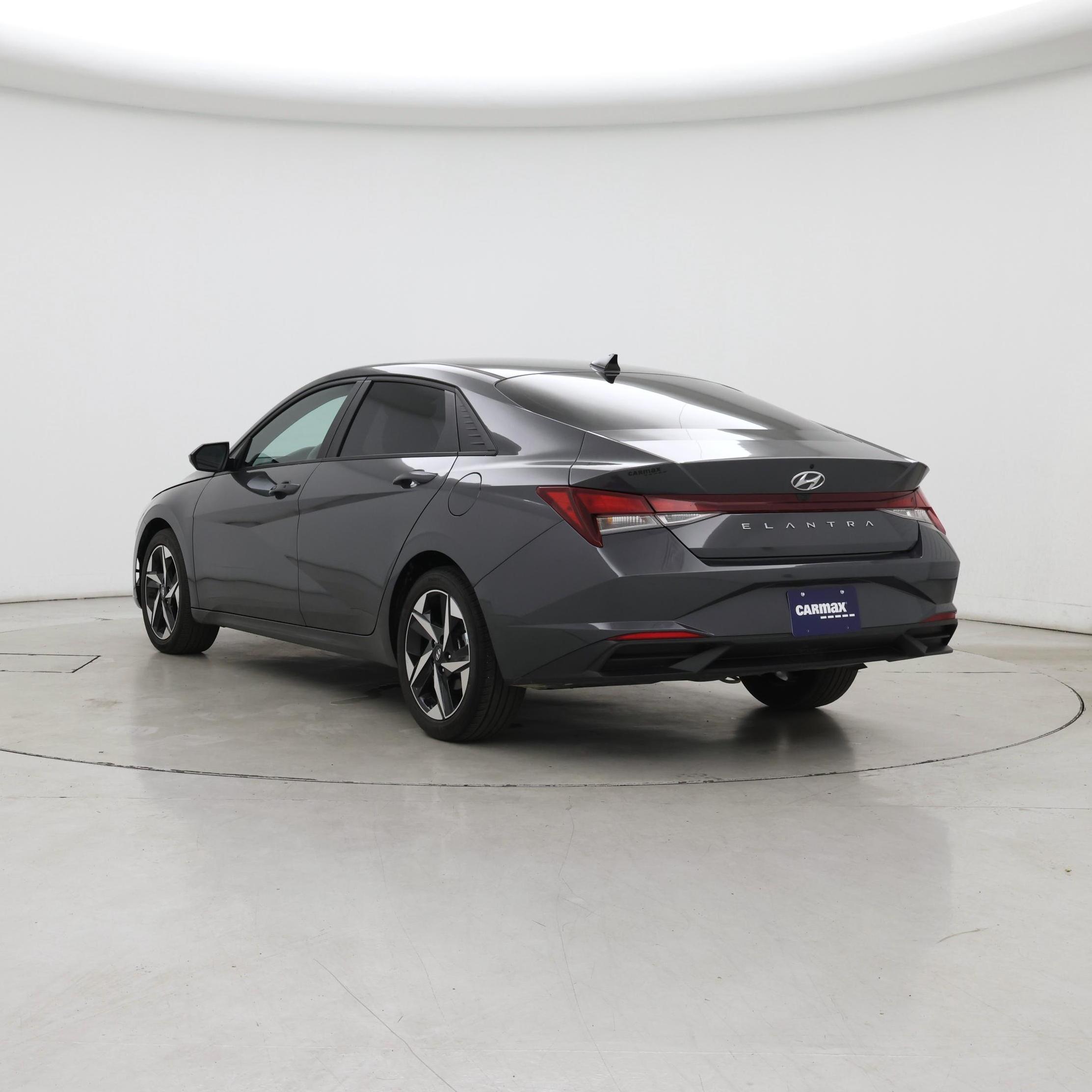 Thumbnail: 2023 Hyundai Elantra - 2