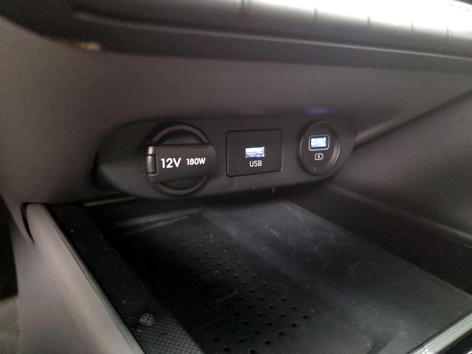 Thumbnail: 2023 Hyundai Elantra - 19