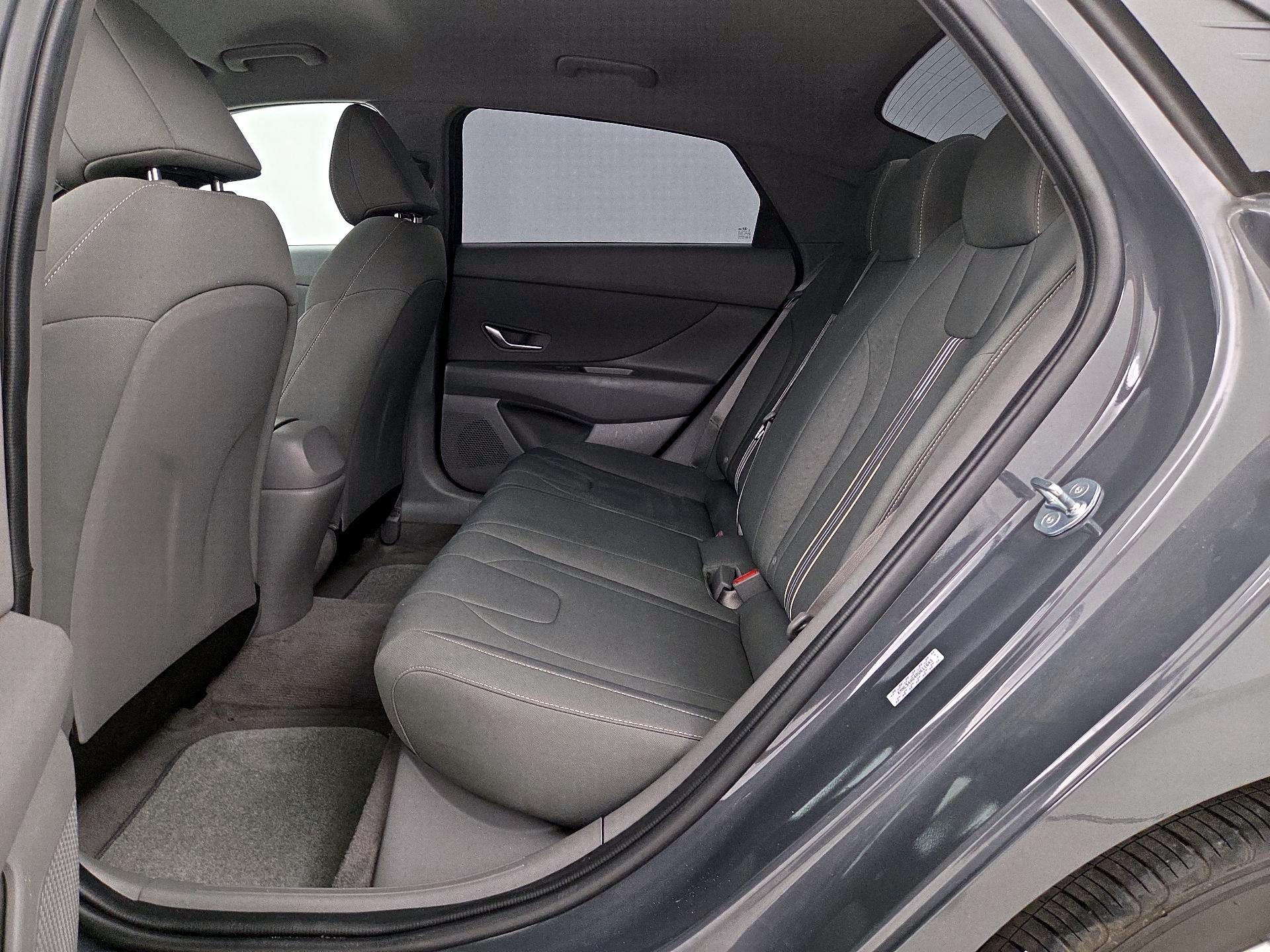 Thumbnail: 2023 Hyundai Elantra - 20