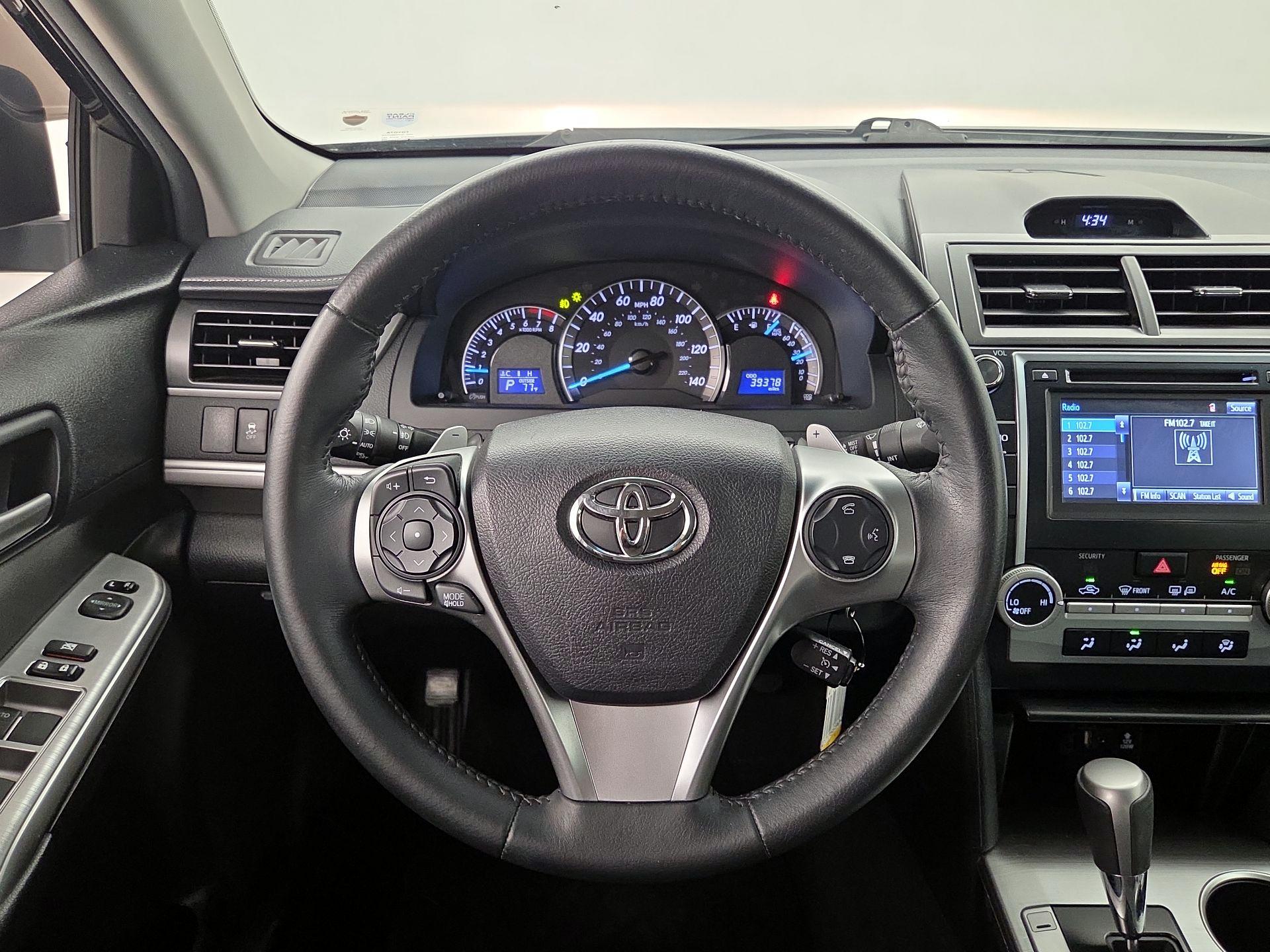 Thumbnail: 2014 Toyota Camry - 10