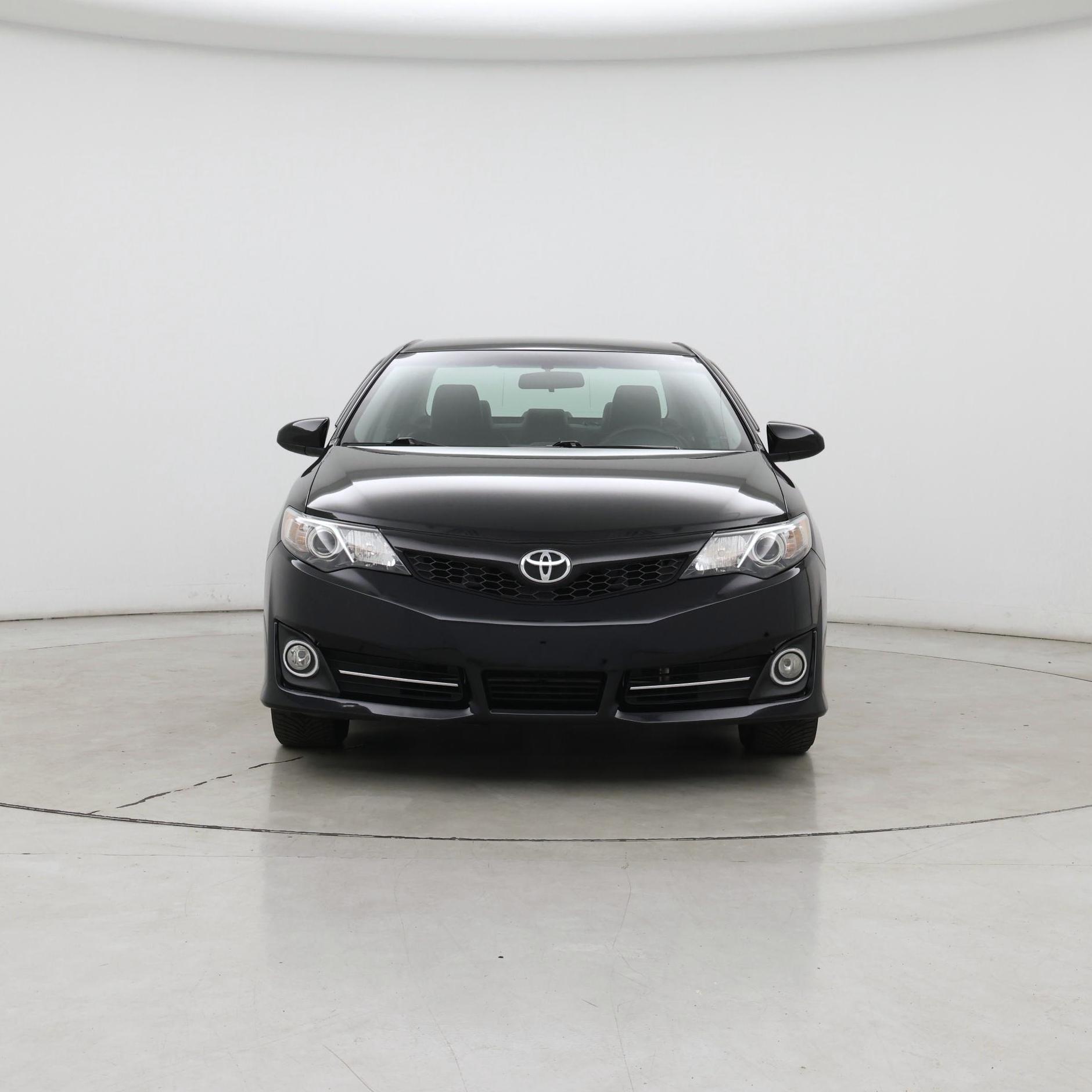 Thumbnail: 2014 Toyota Camry - 5