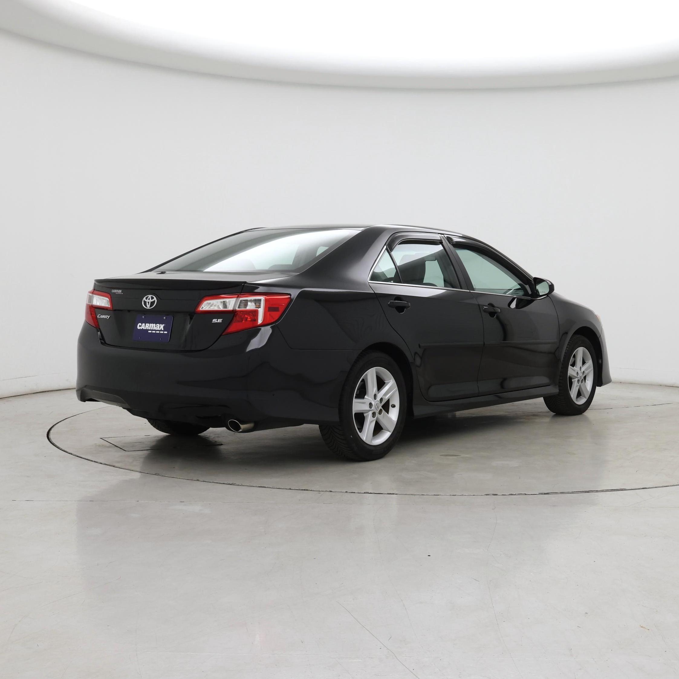 Thumbnail: 2014 Toyota Camry - 8