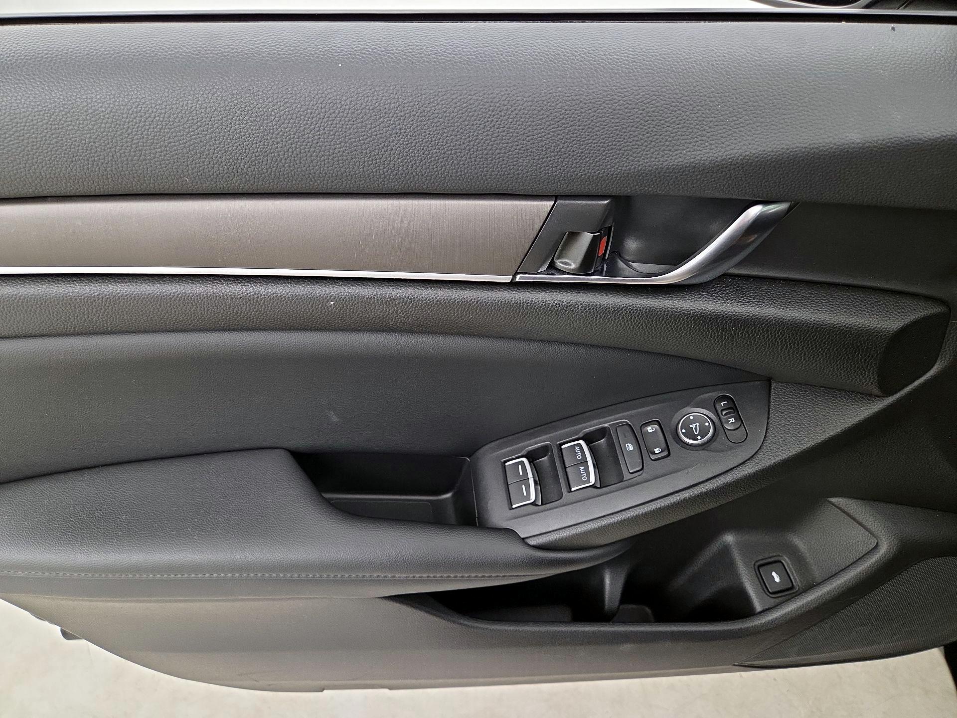 Thumbnail: 2022 Honda Accord - 12