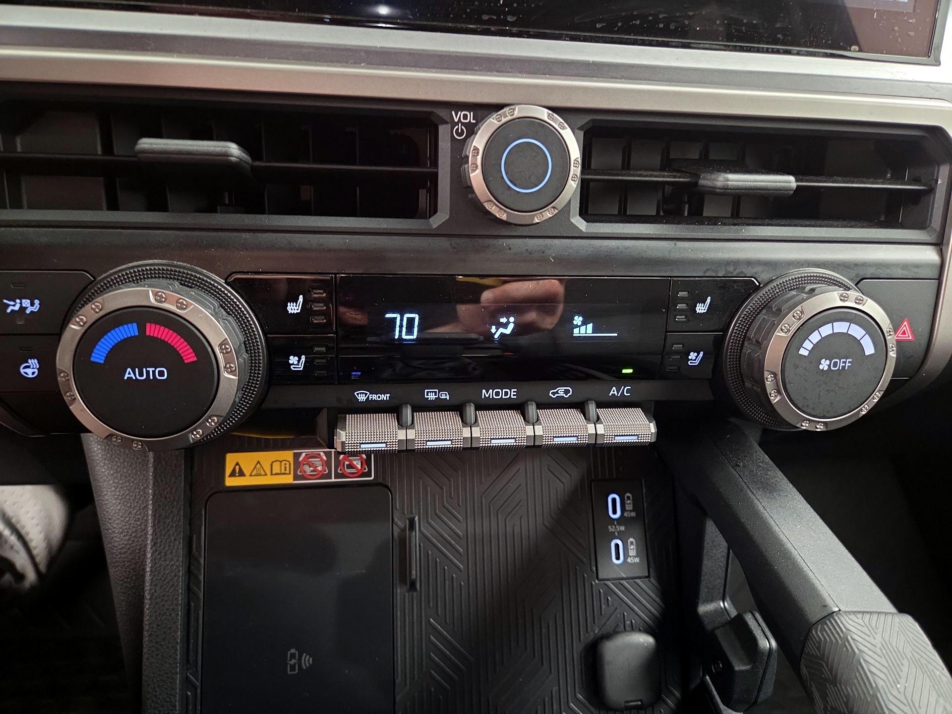 Thumbnail: 2025 Toyota 4Runner - 16