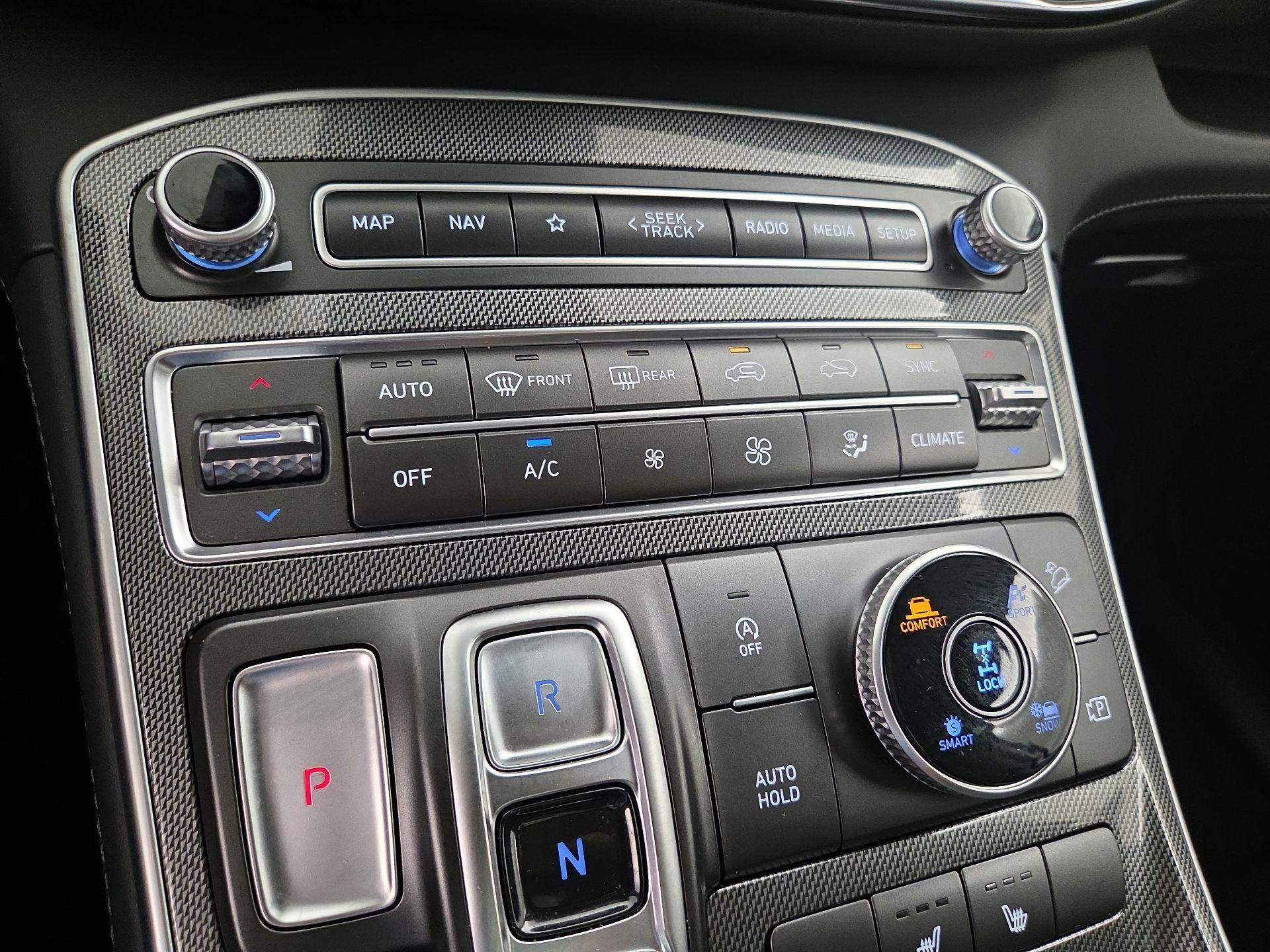 Thumbnail: 2023 Hyundai Santa Fe - 17