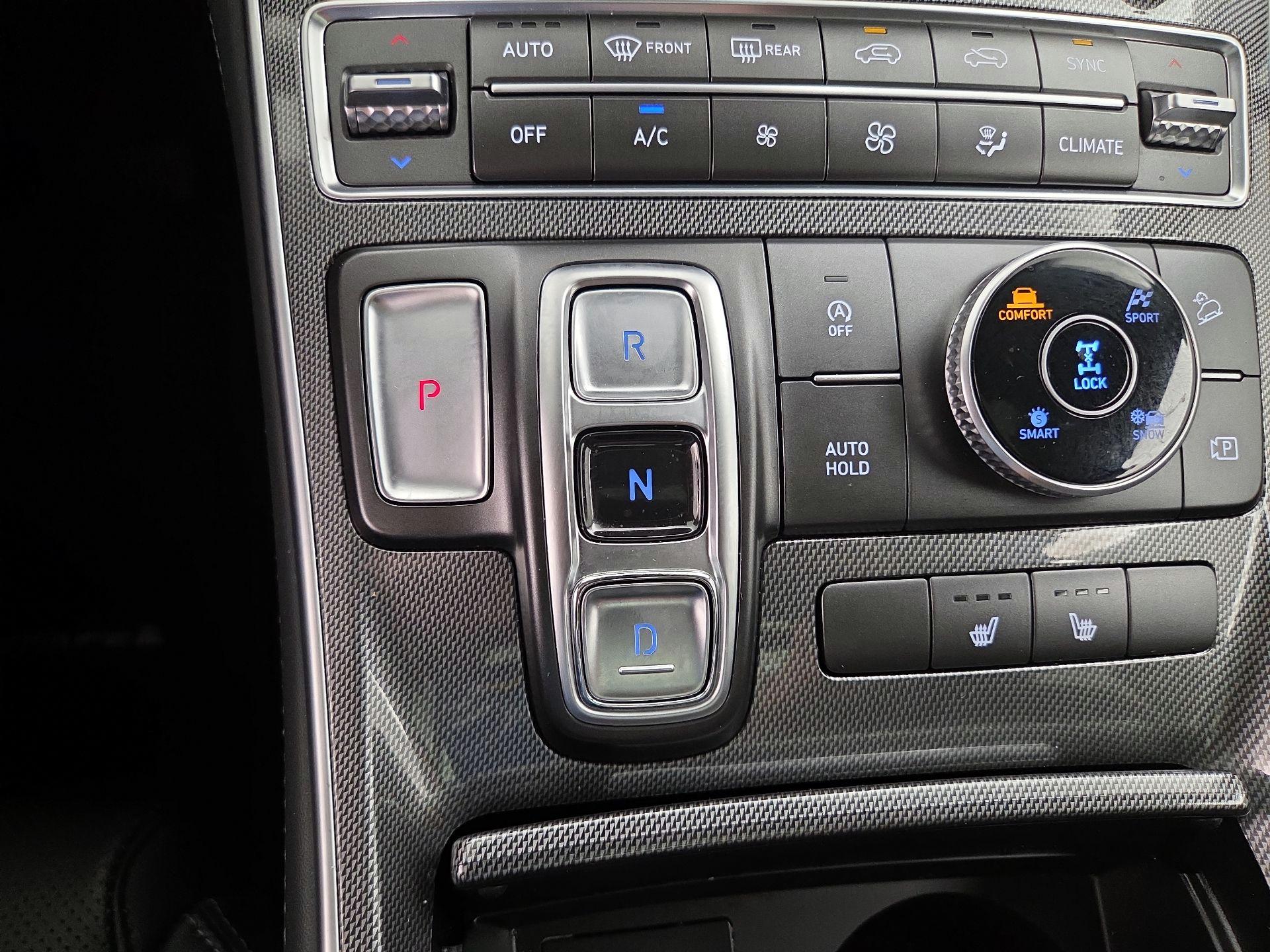 Thumbnail: 2023 Hyundai Santa Fe - 18