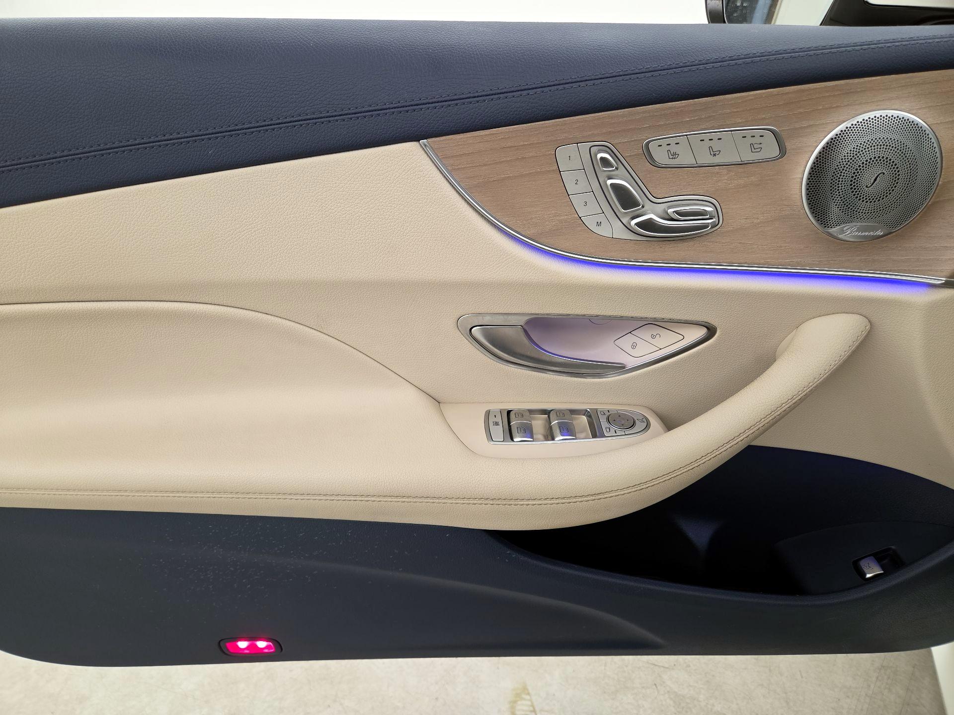 Thumbnail: 2018 Mercedes-Benz E-Class - 12