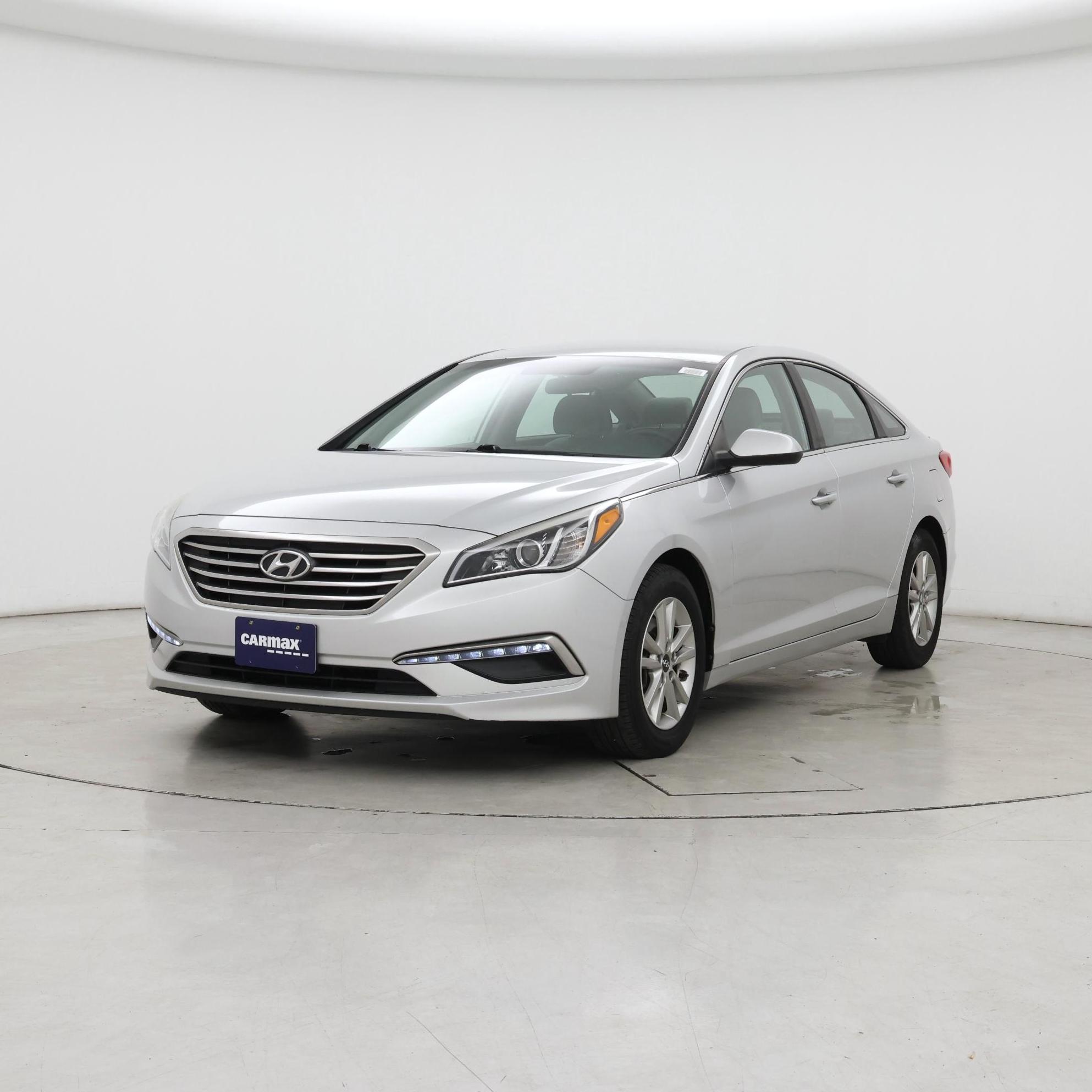 Thumbnail: 2015 Hyundai Sonata - 4