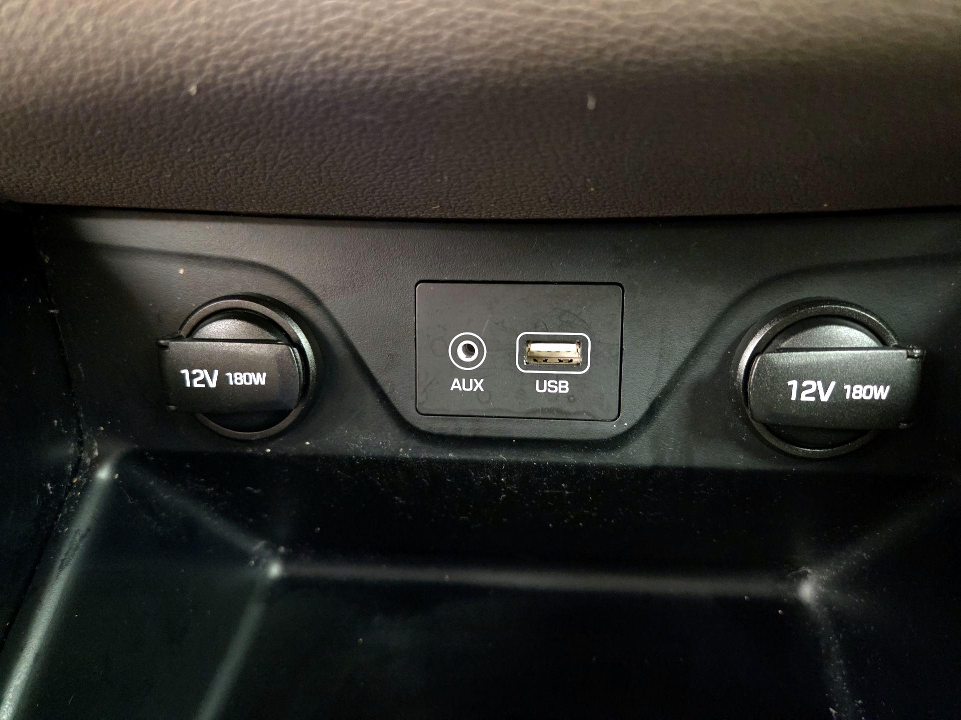 Thumbnail: 2020 Hyundai Tucson - 18