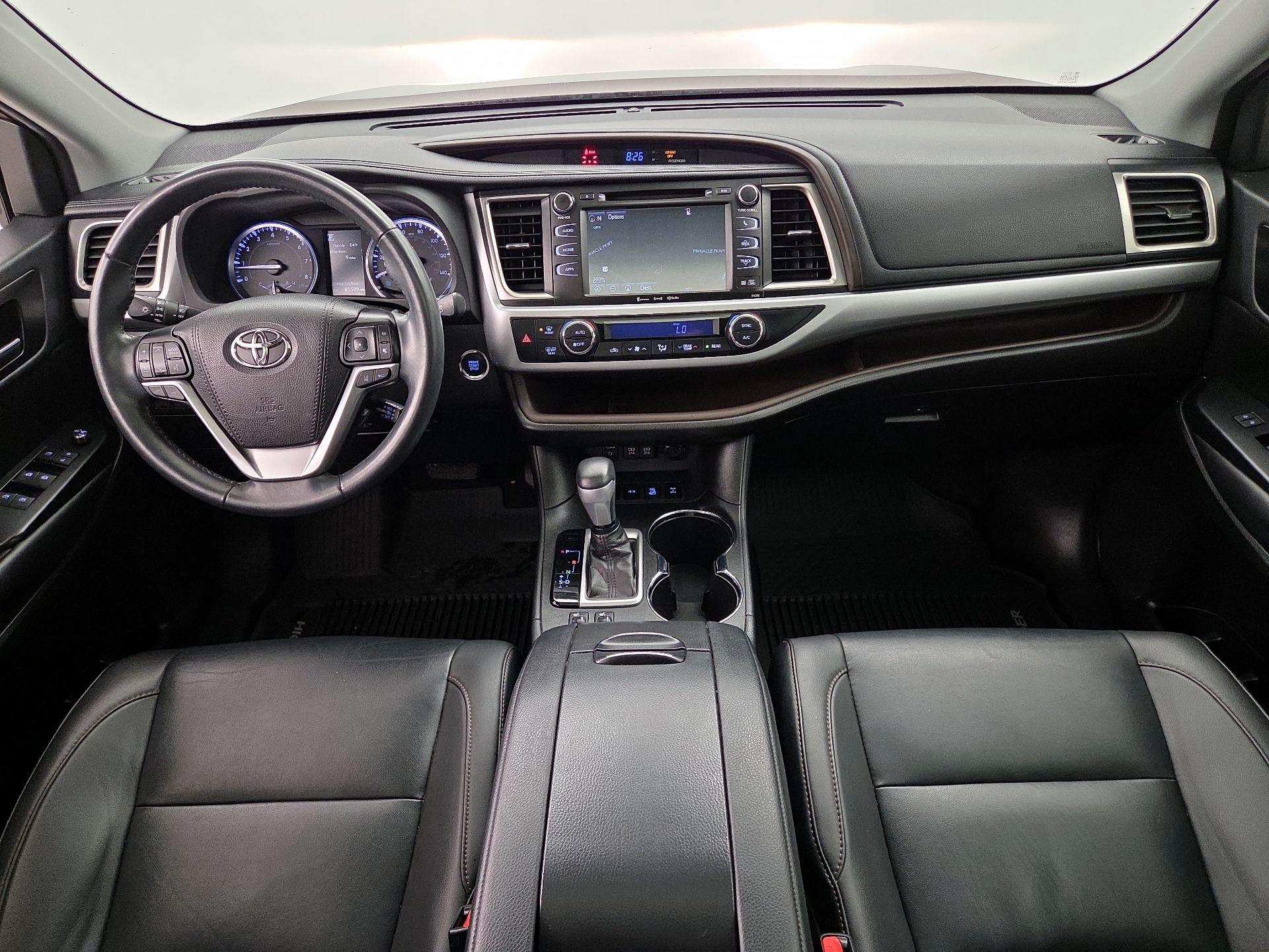 Thumbnail: 2019 Toyota Highlander - 9