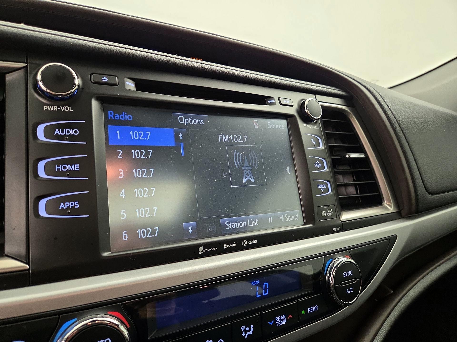 Thumbnail: 2019 Toyota Highlander - 16