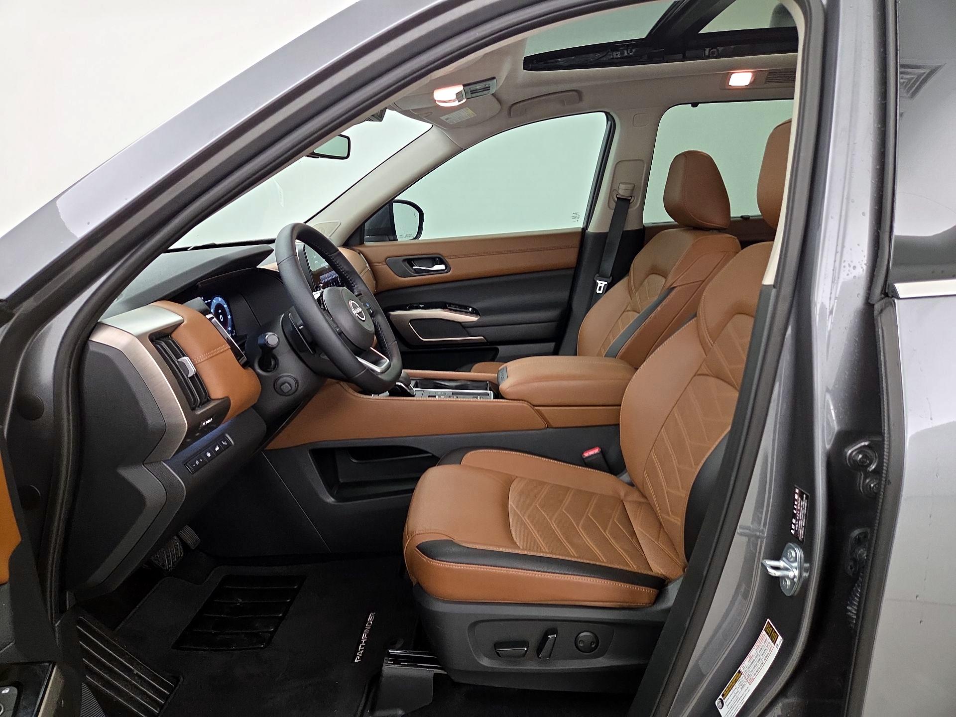 Thumbnail: 2025 Nissan Pathfinder - 11