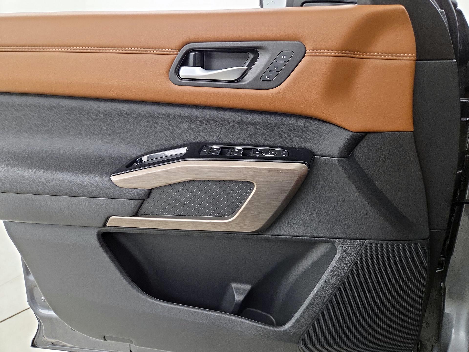 Thumbnail: 2025 Nissan Pathfinder - 12