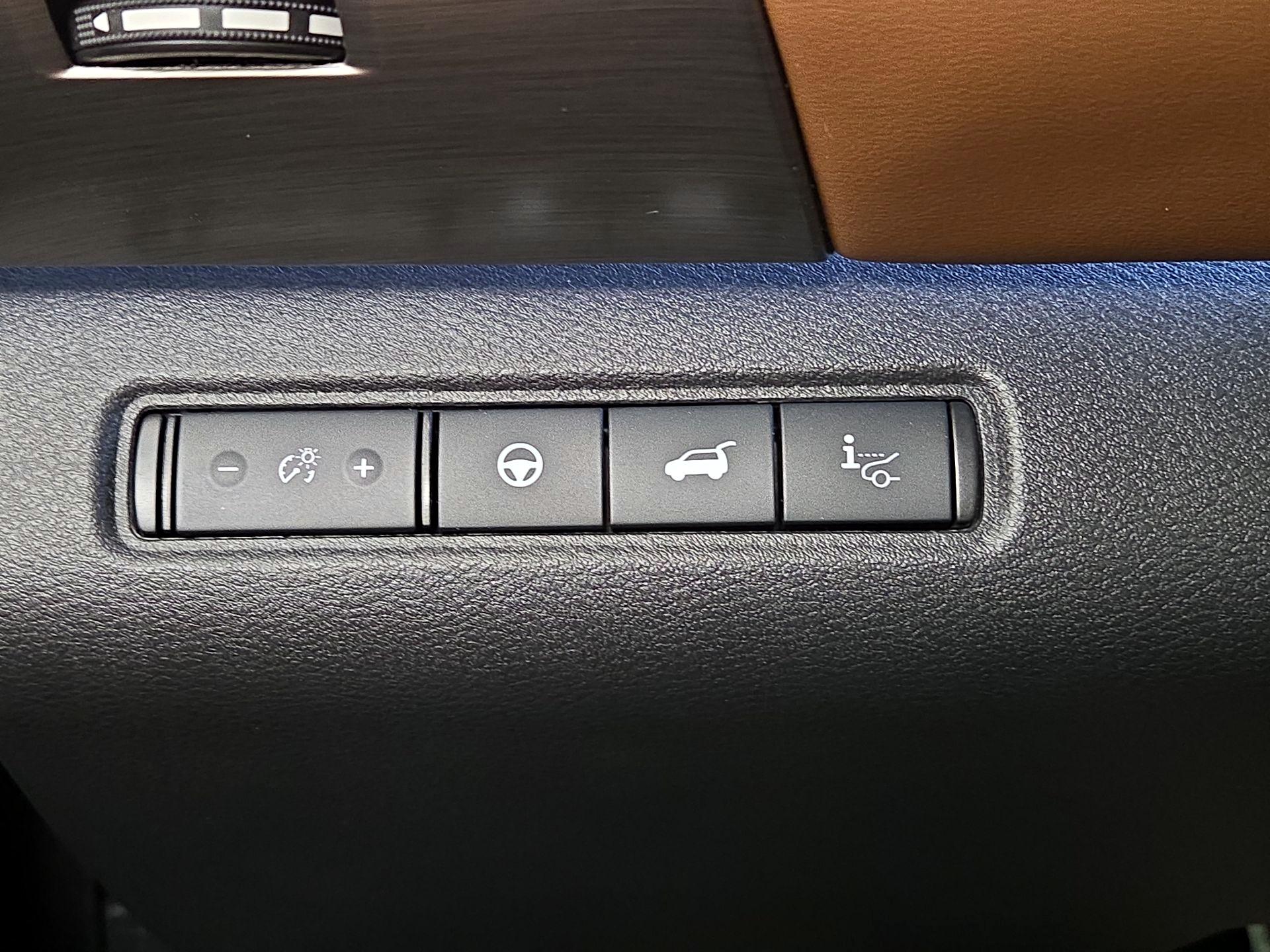 Thumbnail: 2025 Nissan Pathfinder - 13