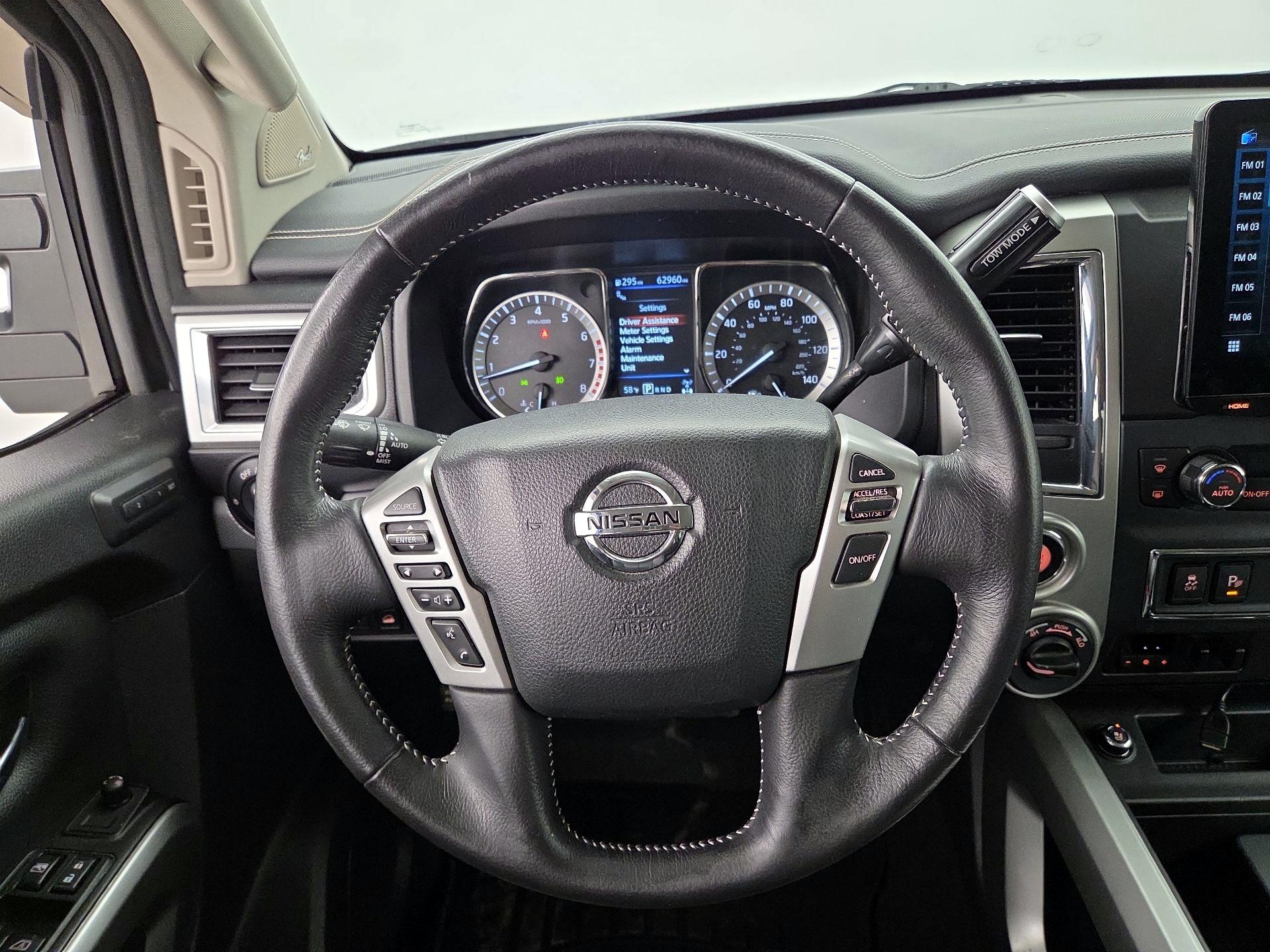 Thumbnail: 2019 Nissan Titan - 10