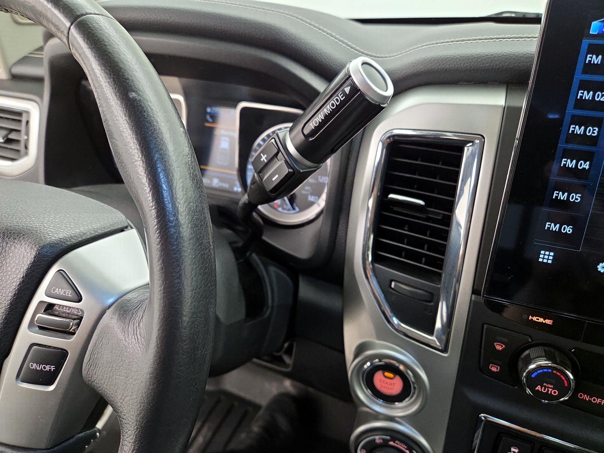 Thumbnail: 2019 Nissan Titan - 17