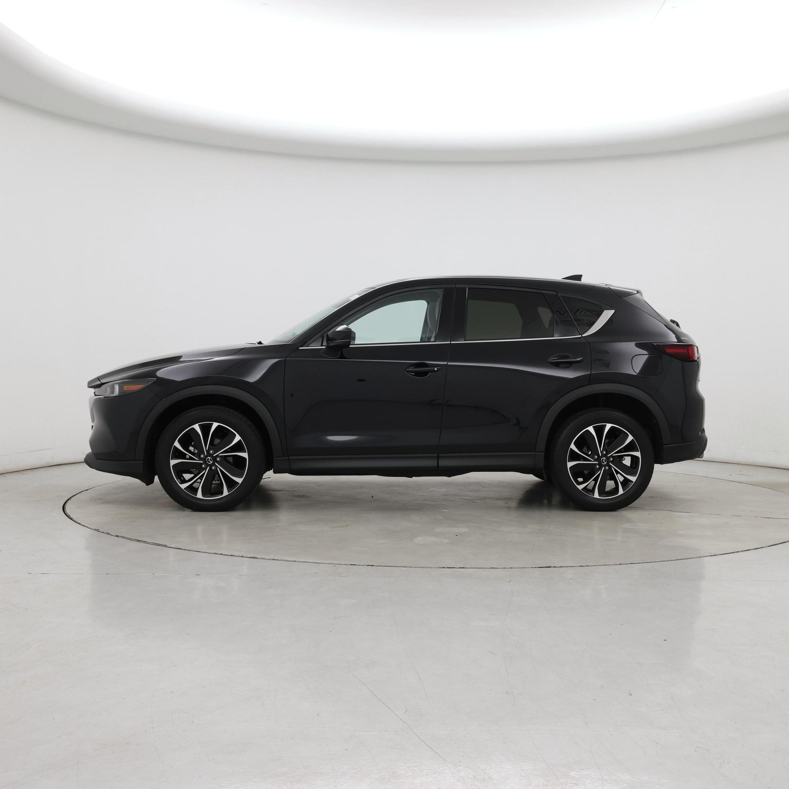 Thumbnail: 2022 Mazda CX-5 - 3