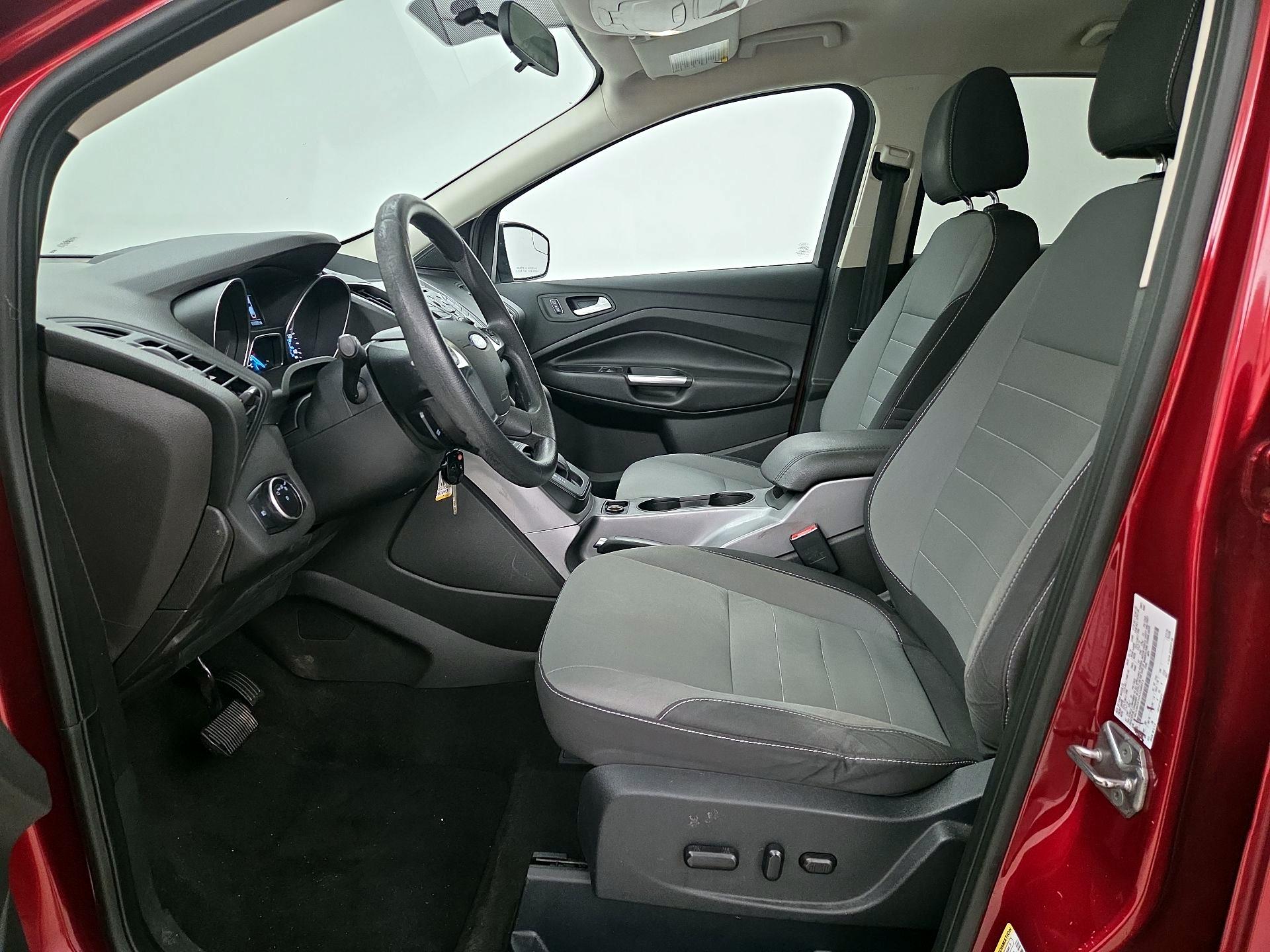 Thumbnail: 2016 Ford Escape - 11