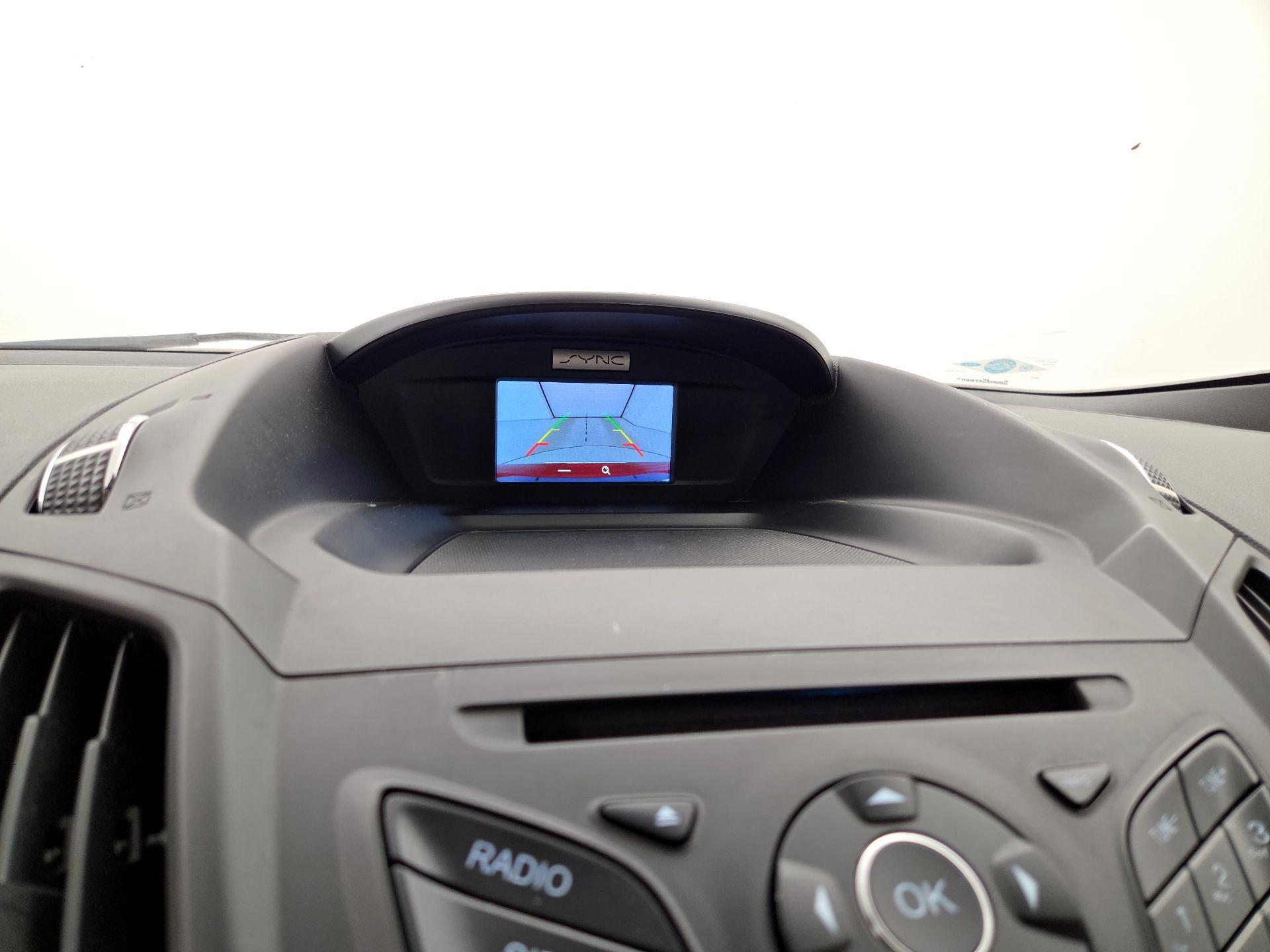 Thumbnail: 2016 Ford Escape - 14