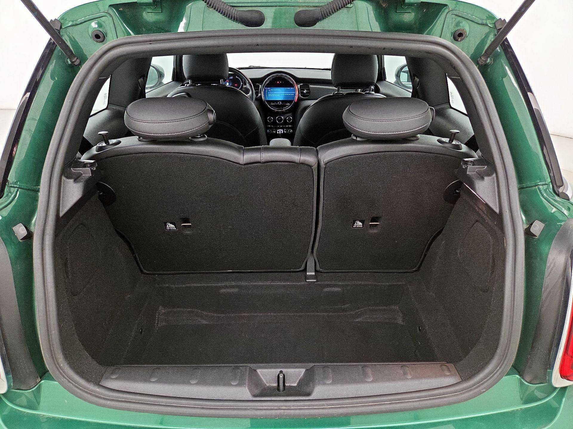 Thumbnail: 2022 MINI Cooper Hardtop - 20