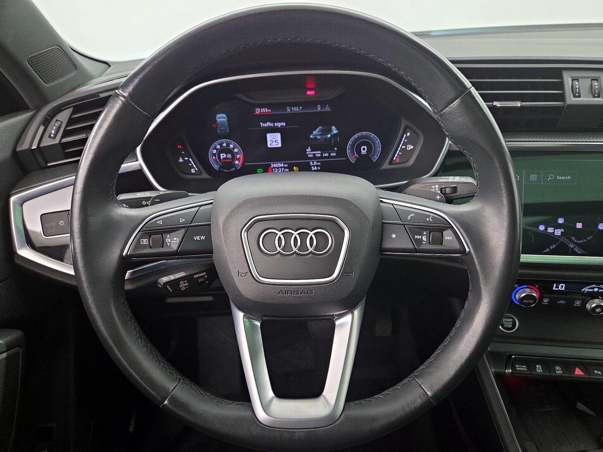 Thumbnail: 2021 Audi Q3 - 10