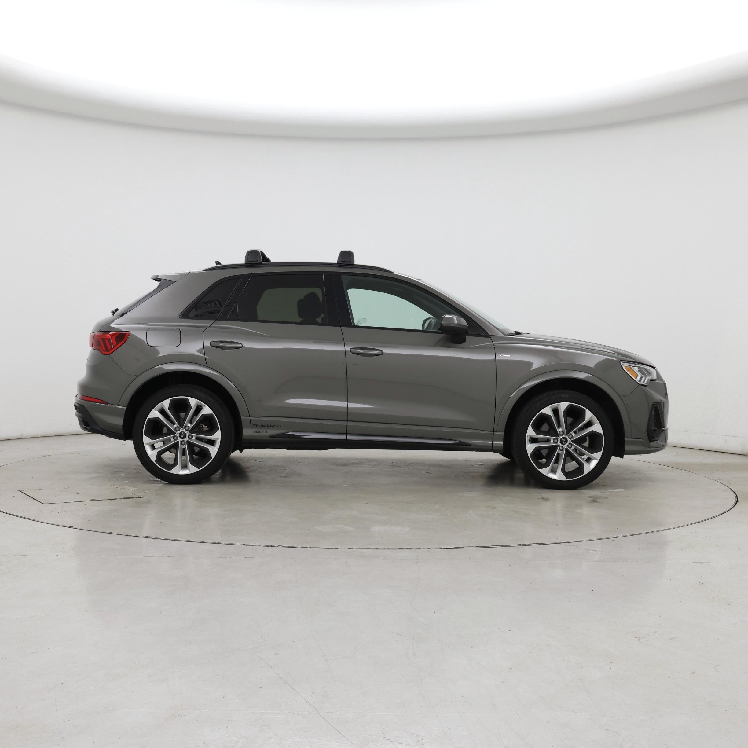 Thumbnail: 2021 Audi Q3 - 7