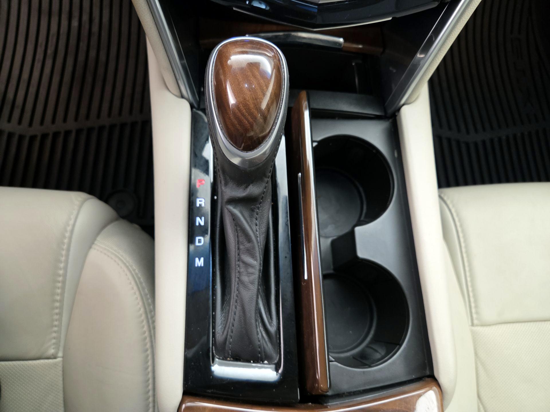 Thumbnail: 2018 Cadillac XTS - 18