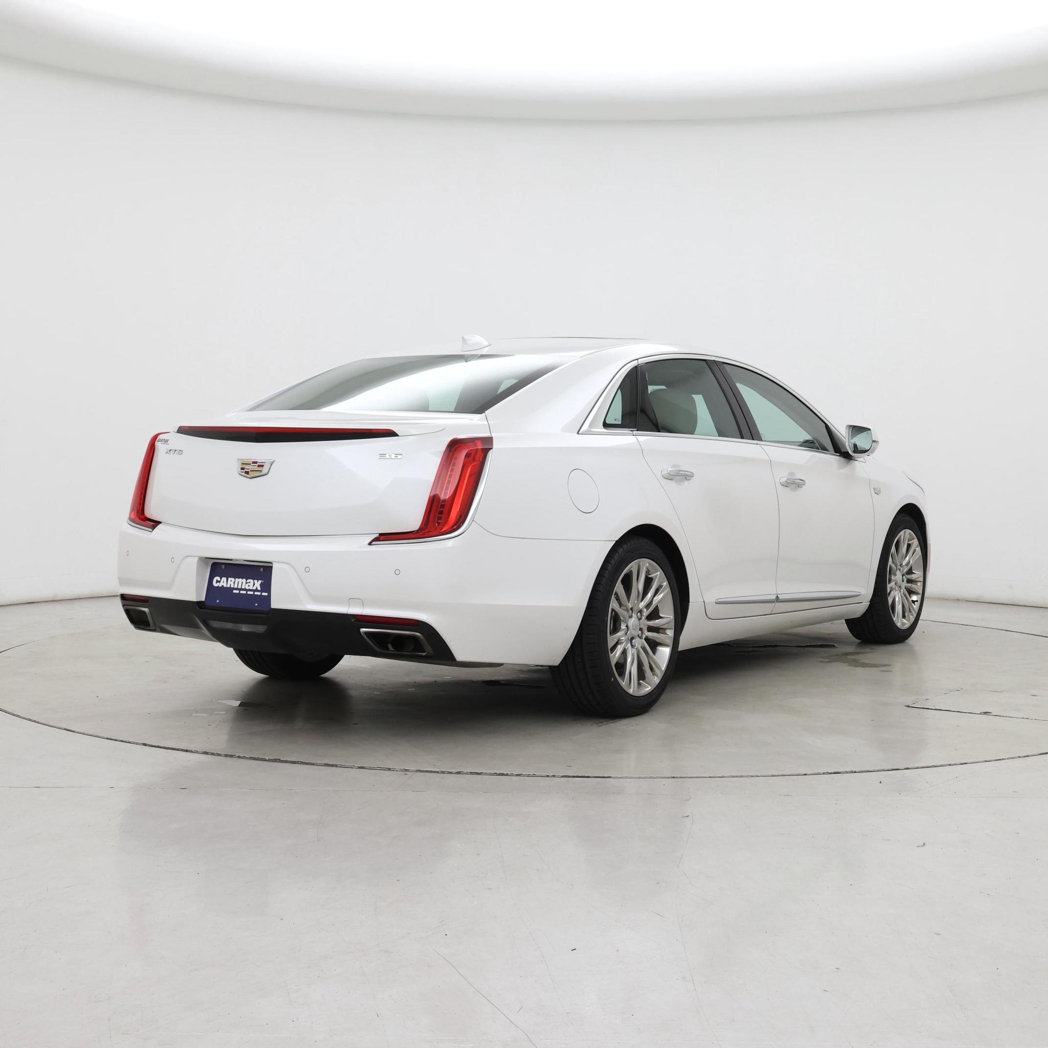 Thumbnail: 2018 Cadillac XTS - 8