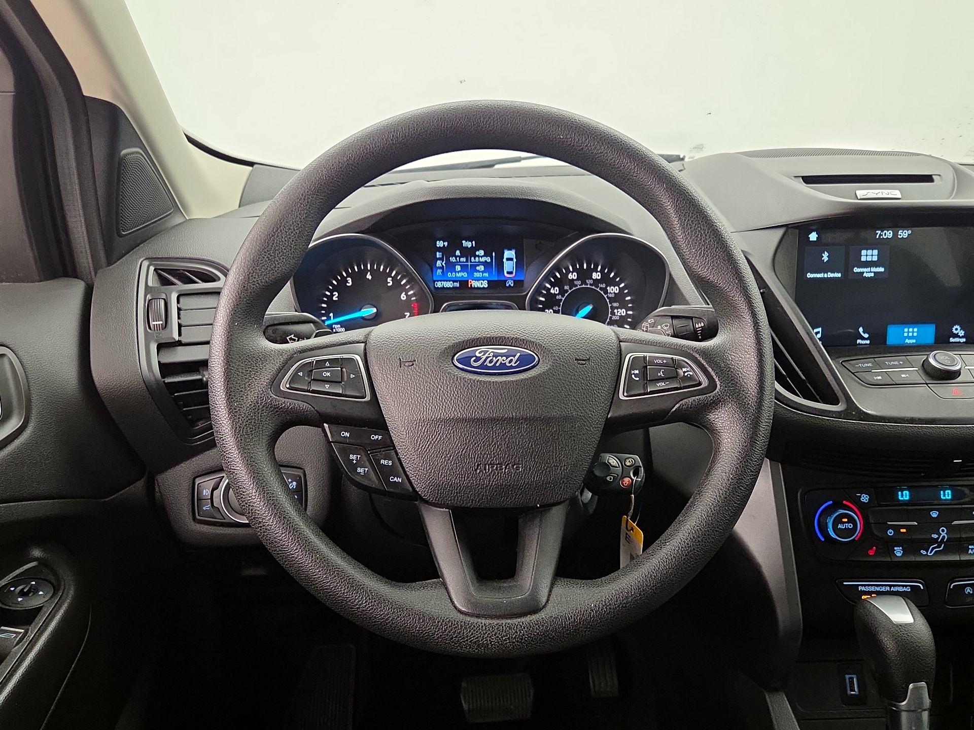 Thumbnail: 2017 Ford Escape - 10