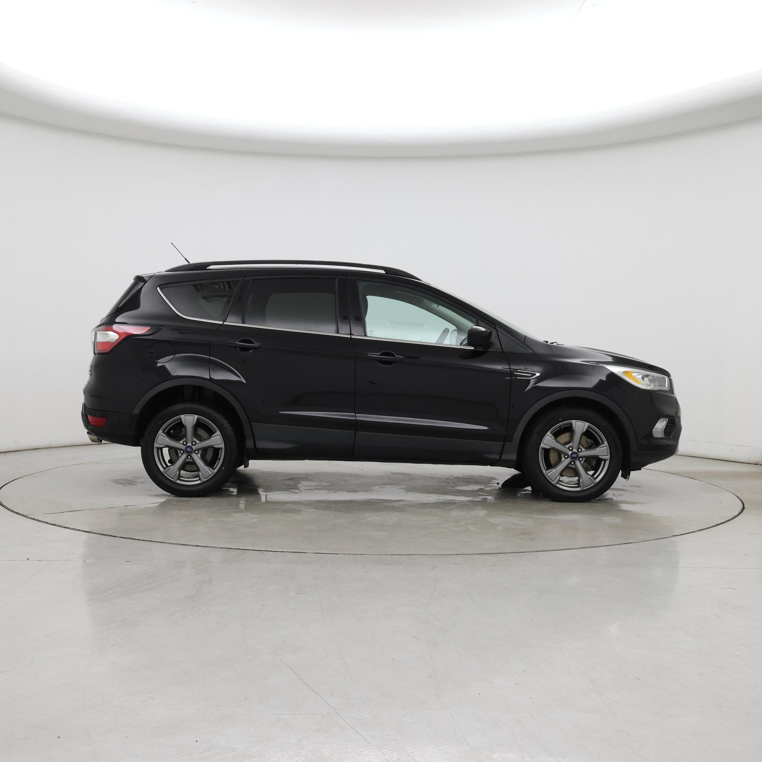 Thumbnail: 2017 Ford Escape - 7
