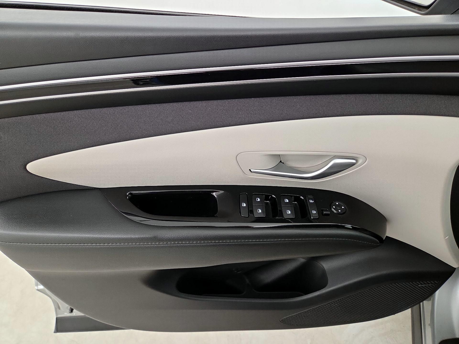 Thumbnail: 2024 Hyundai Tucson - 12