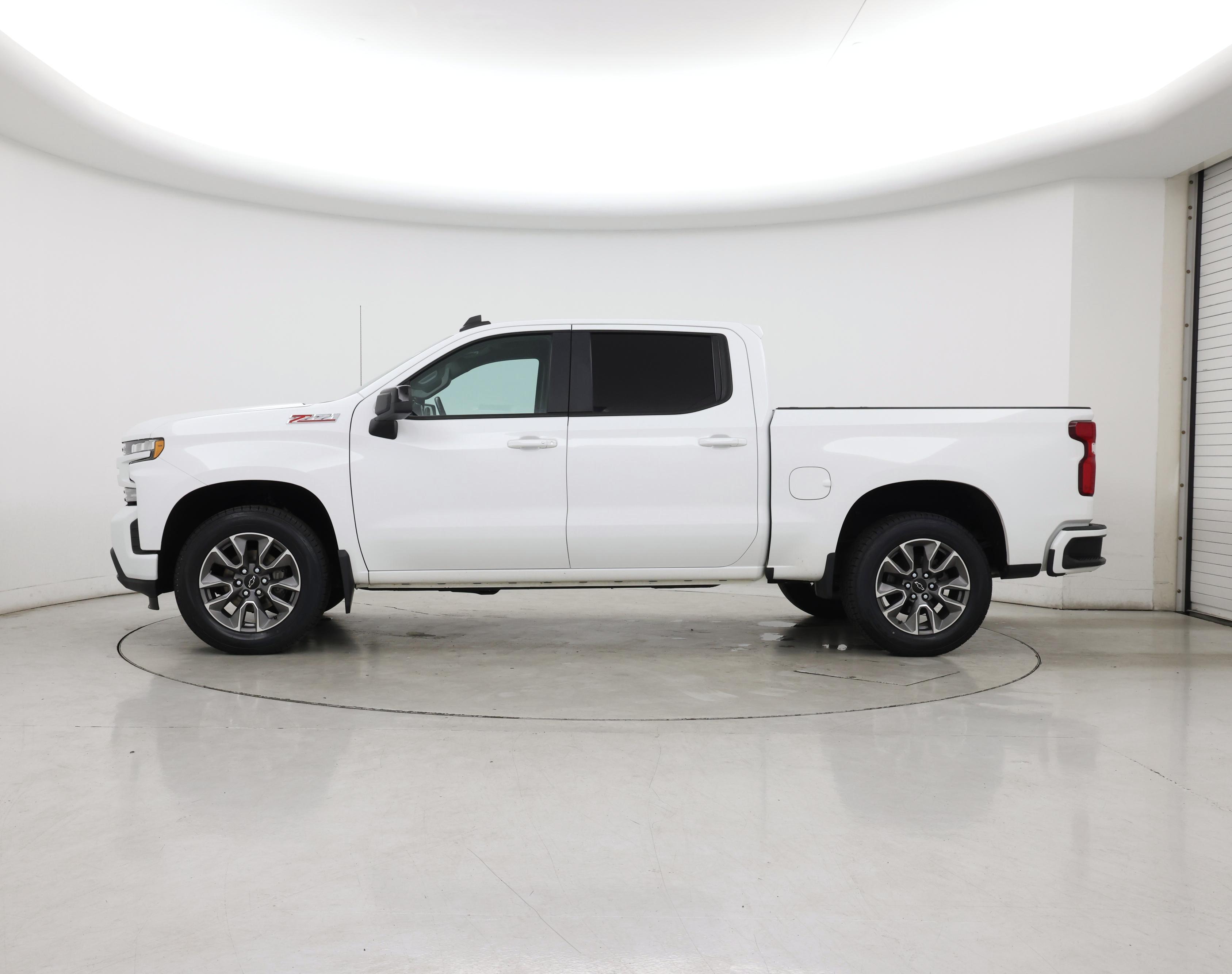 Thumbnail: 2021 Chevrolet Silverado 1500 - 3