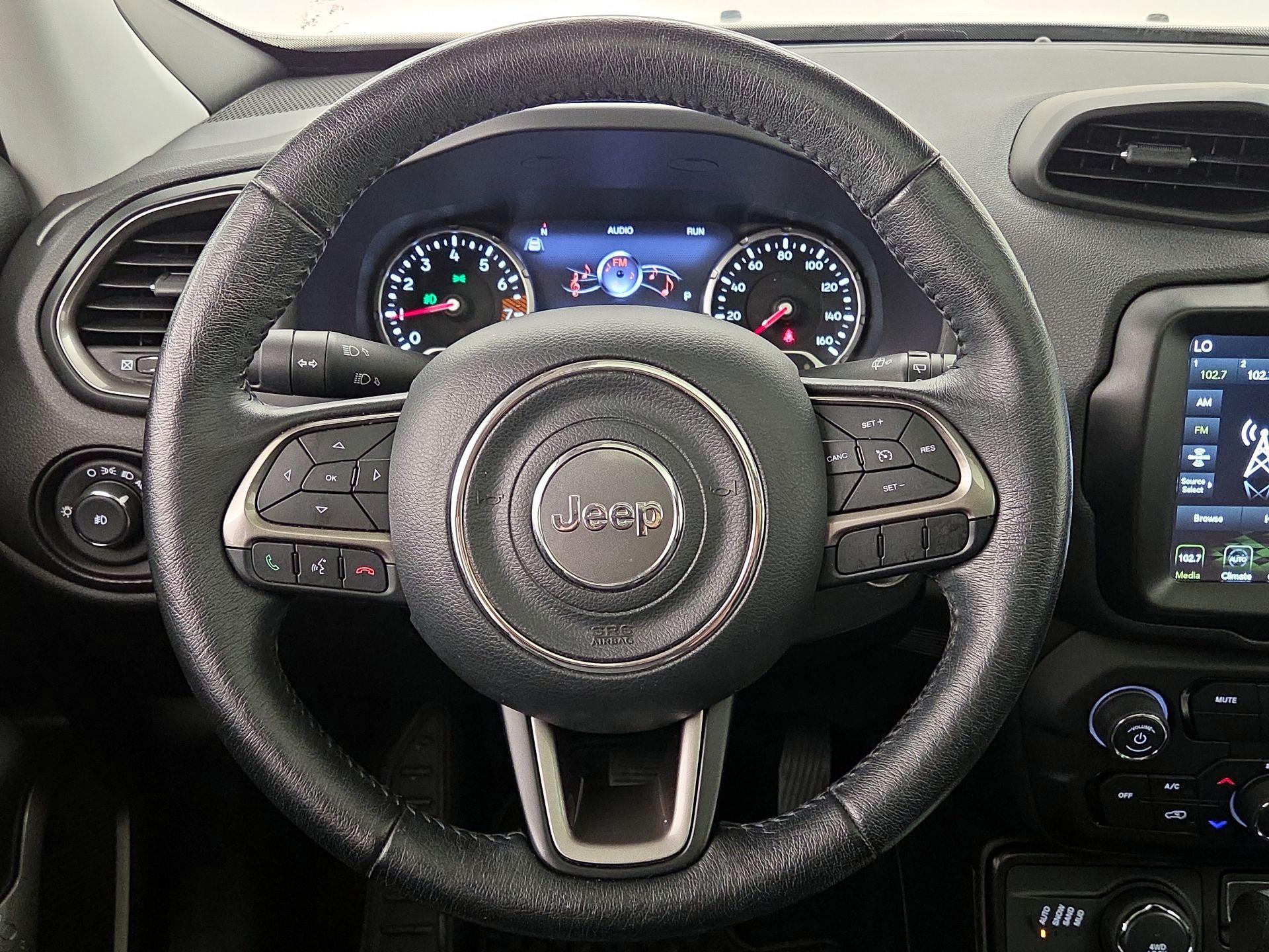 Thumbnail: 2022 Jeep Renegade - 10