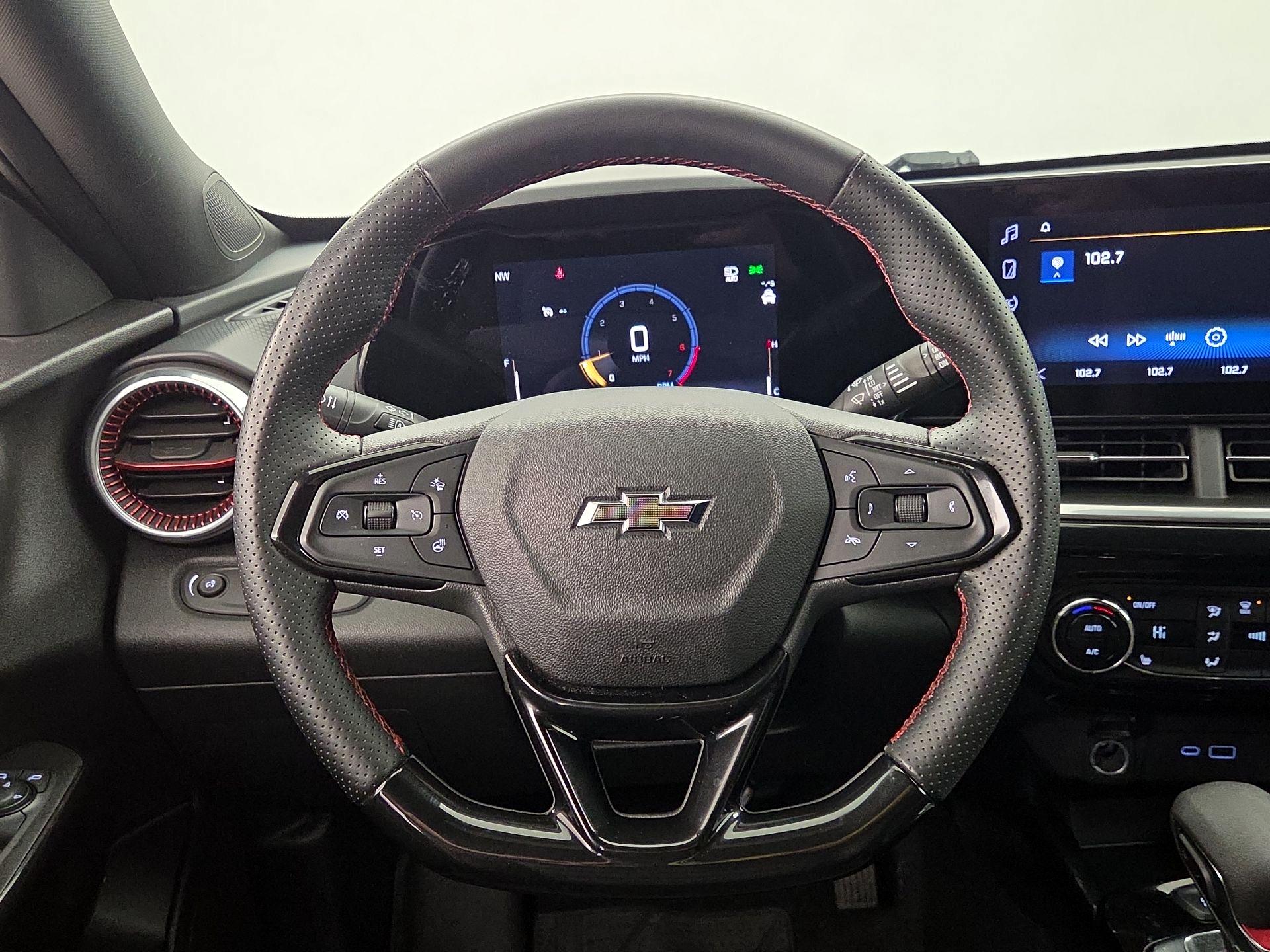 Thumbnail: 2024 Chevrolet Trax - 10