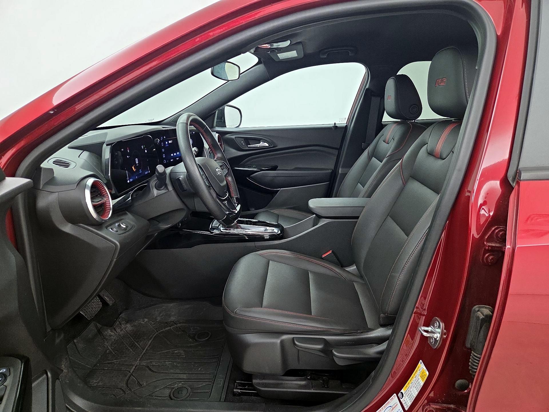 Thumbnail: 2024 Chevrolet Trax - 11
